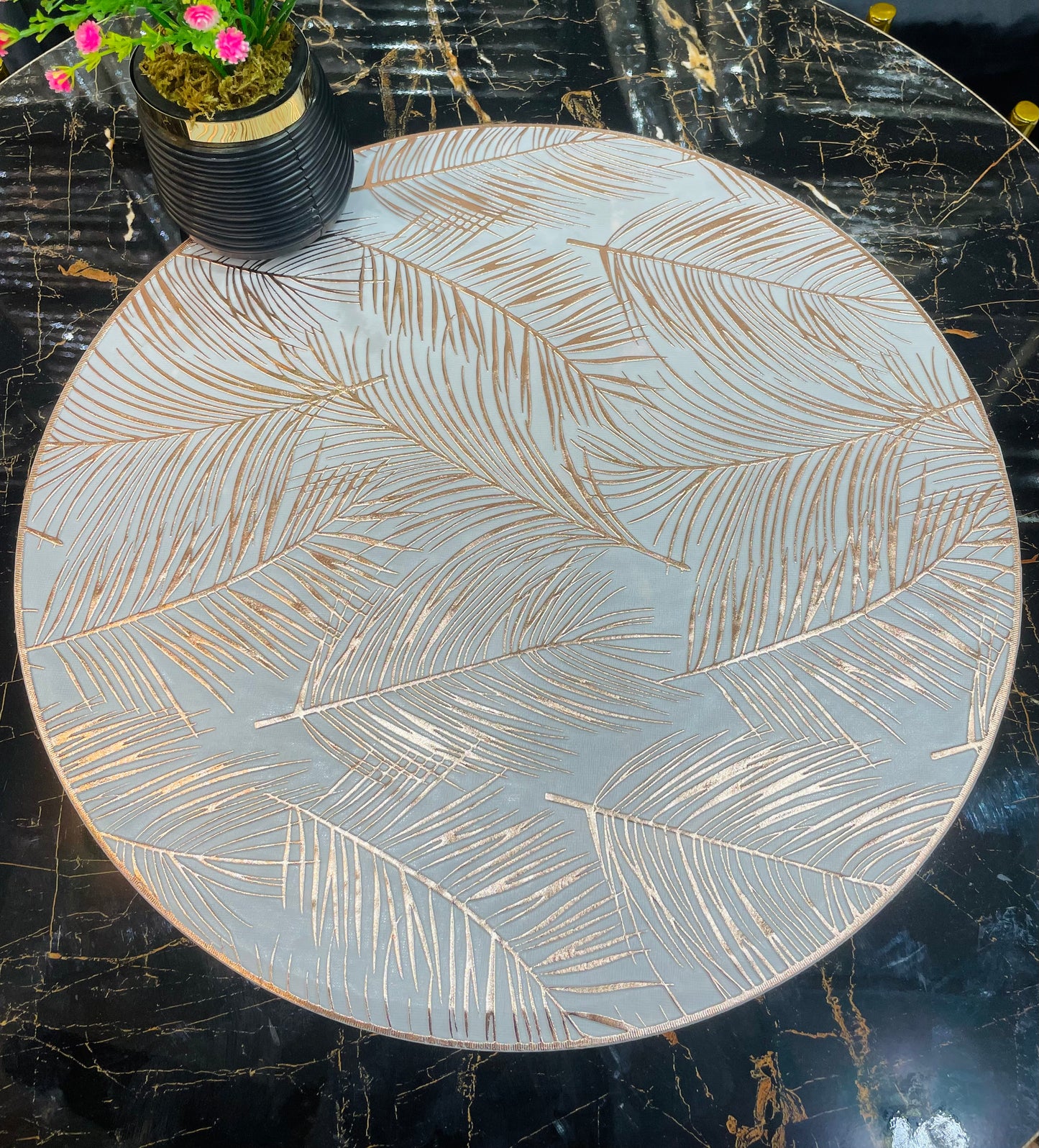 6pcs White & Golden Plastic Table Mats