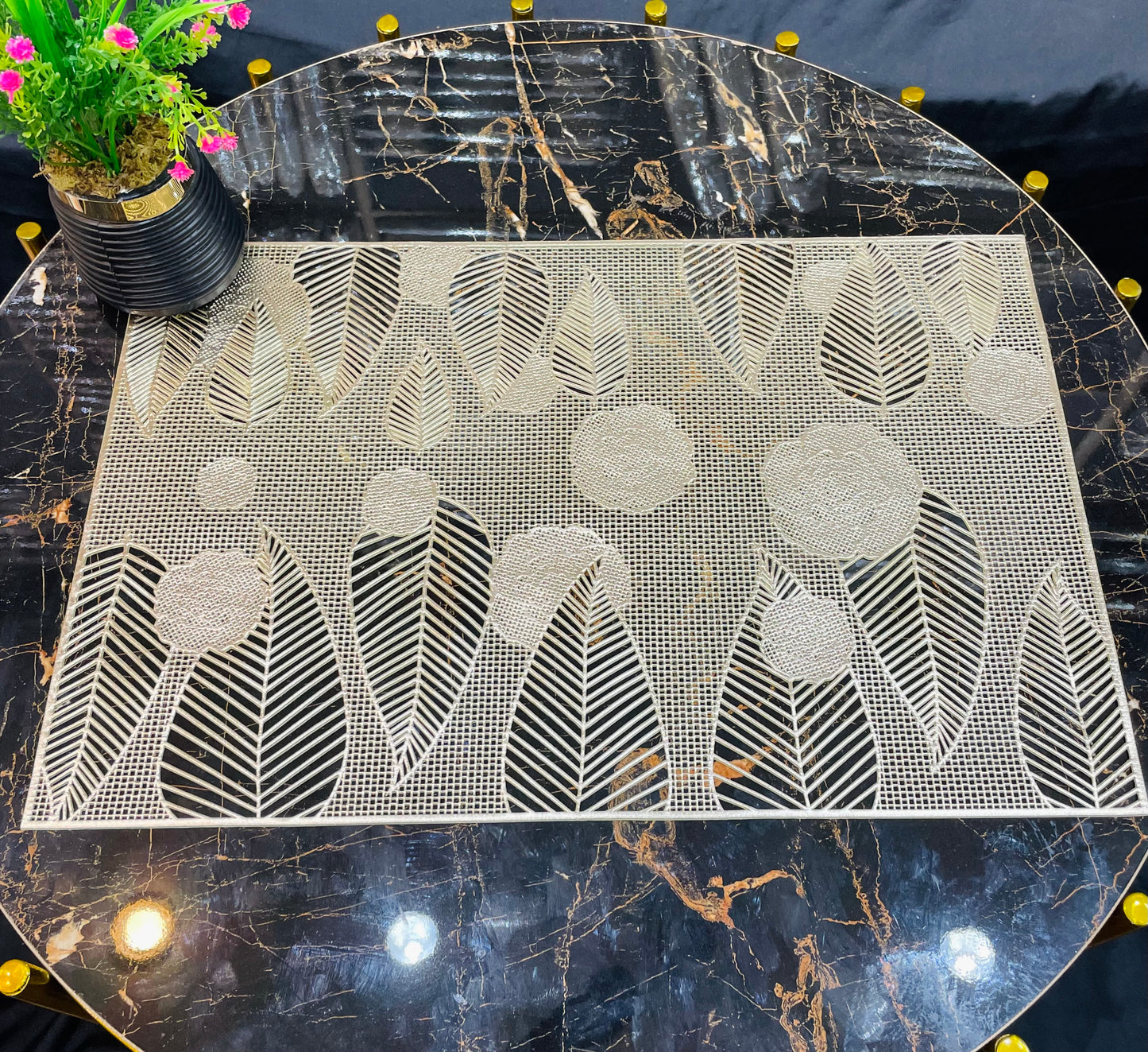 6pcs Plastic Table Mats