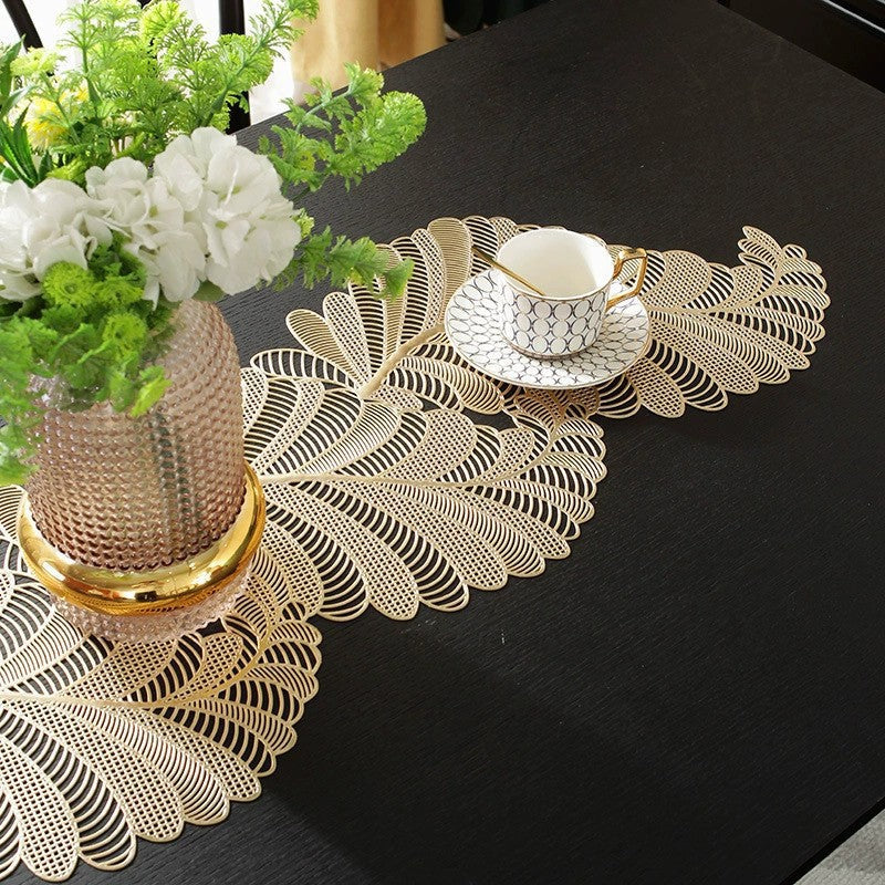 Golden Center Piece/Runner Plastic