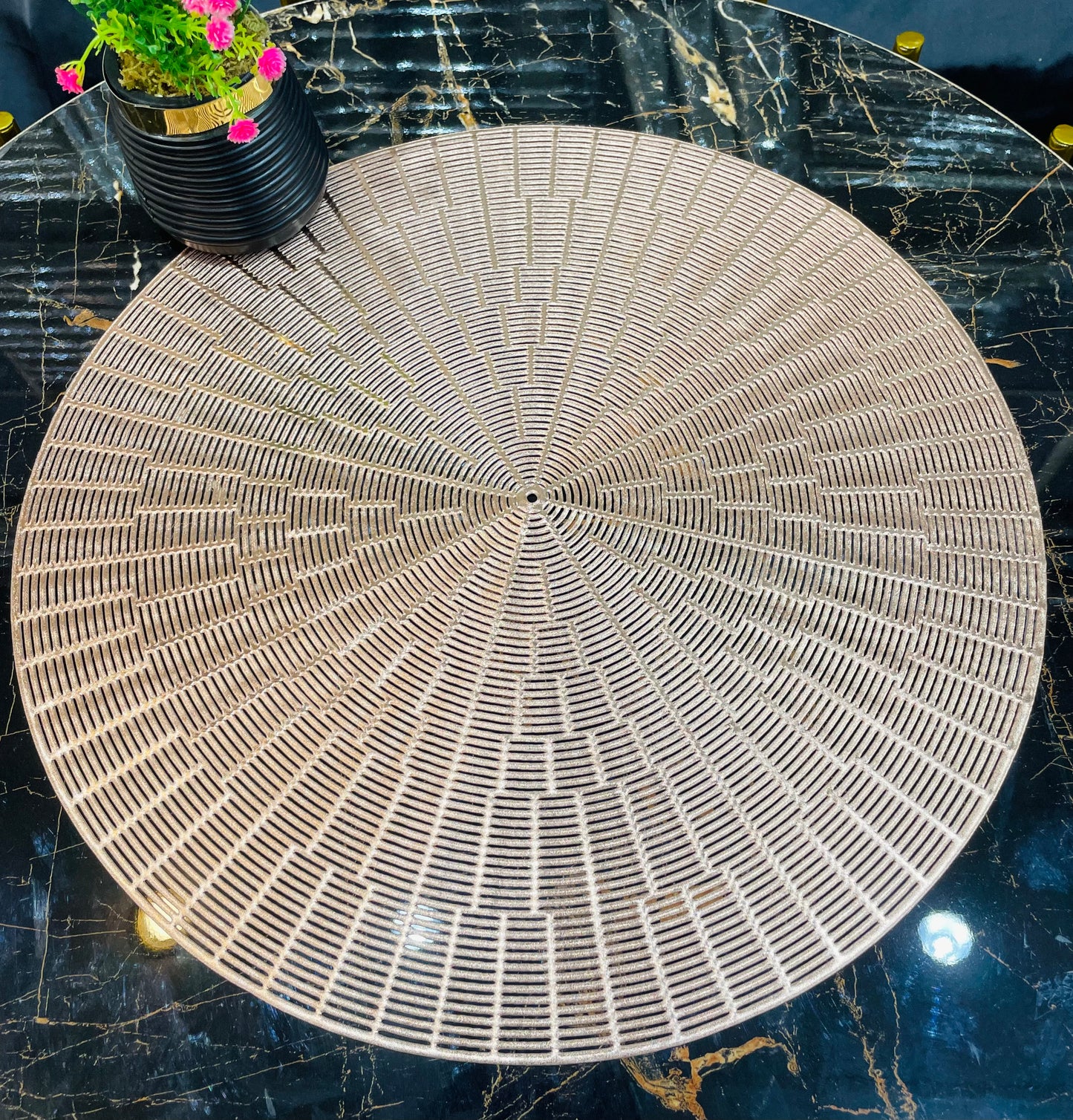 6pcs Plastic Table Mats