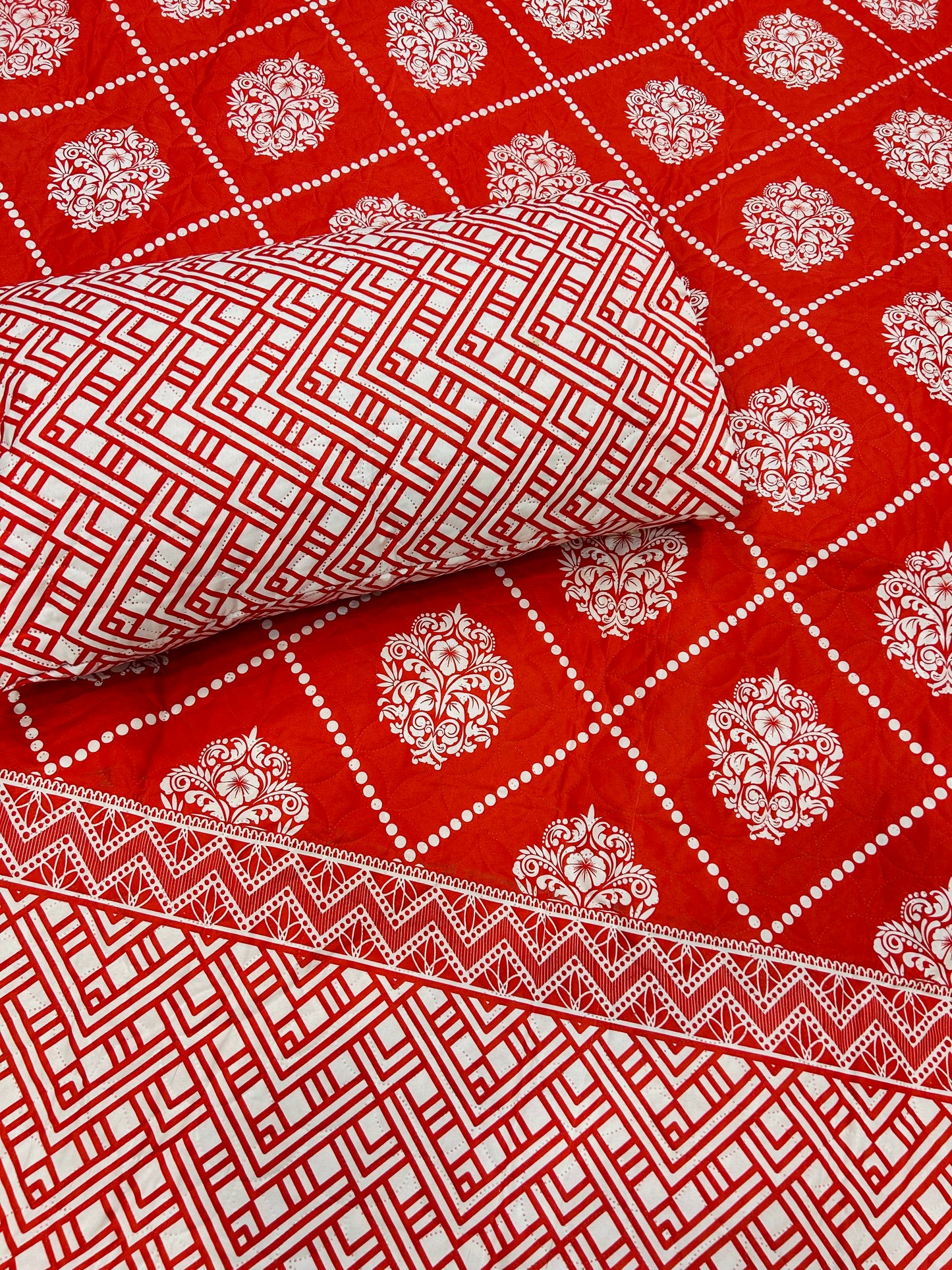 Cotton Quilted Printed Foam Bedsheet 3pc