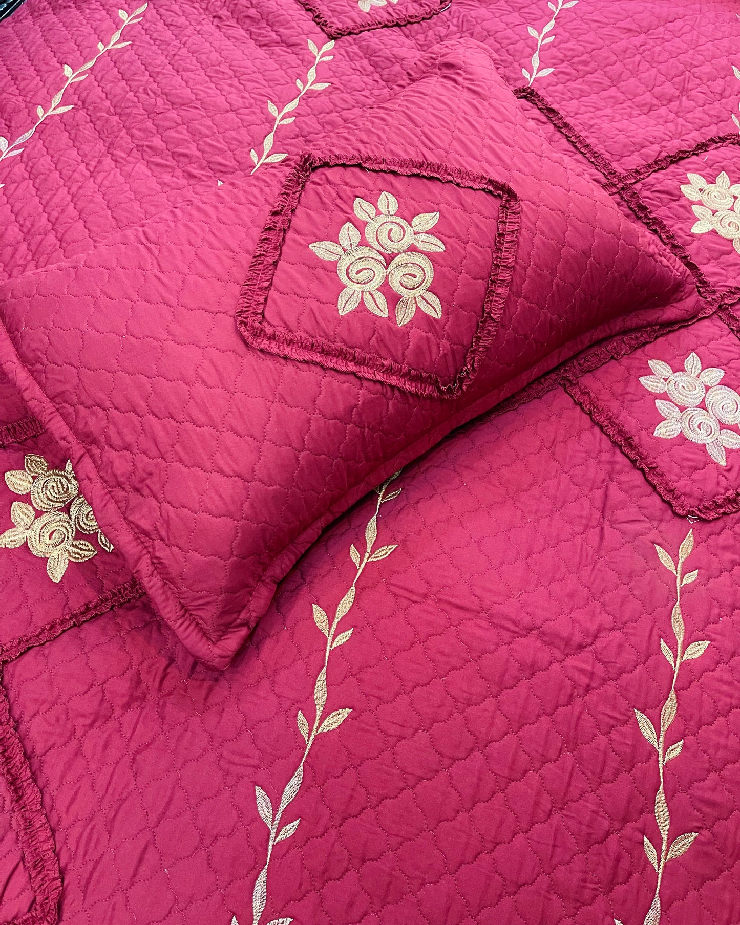 Imported Velvet Embroidery Bedsheet 3pc
