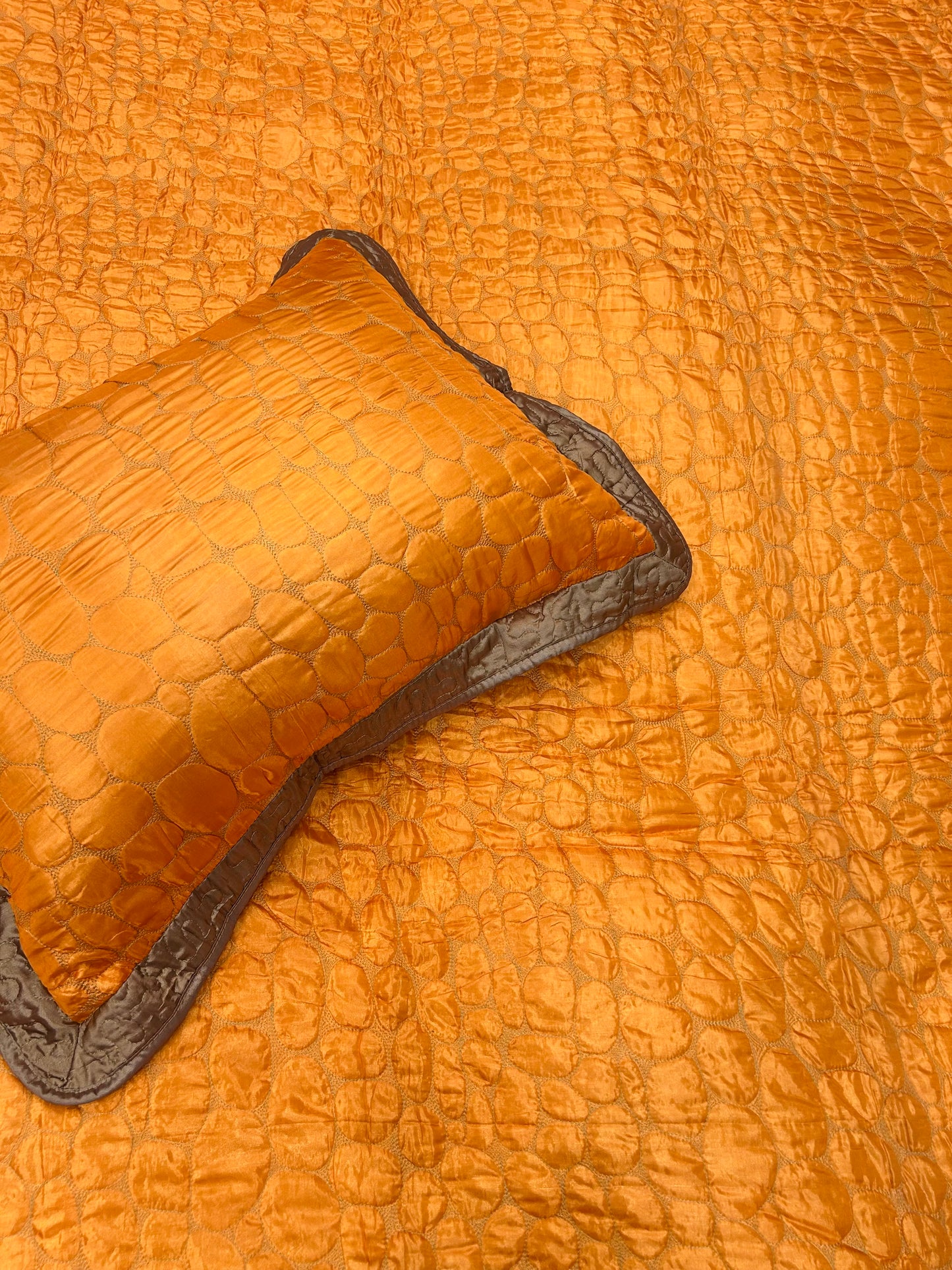 Silk Bubble Bedsheet 3pc