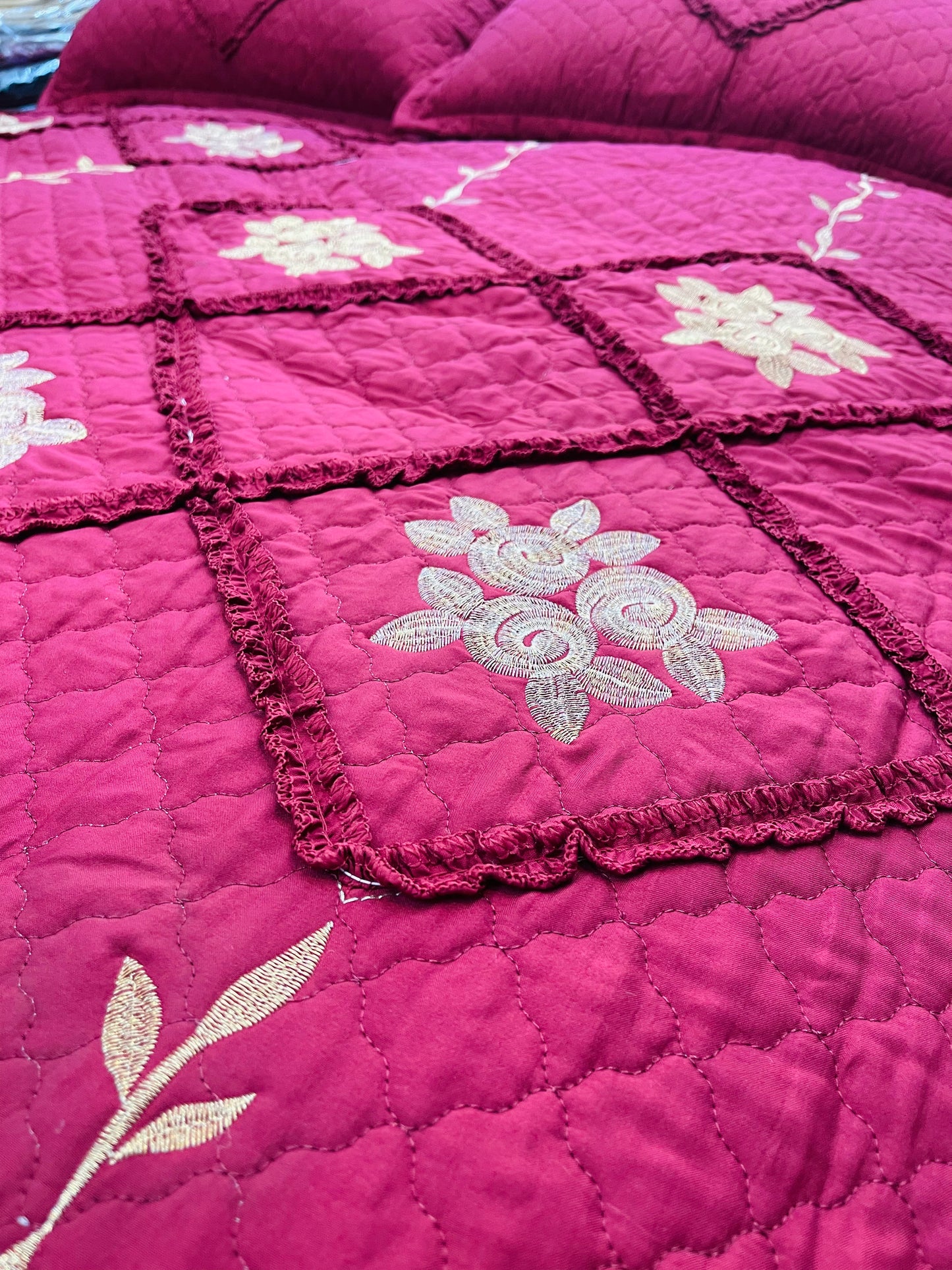 Imported Velvet Embroidery Bedsheet 3pc