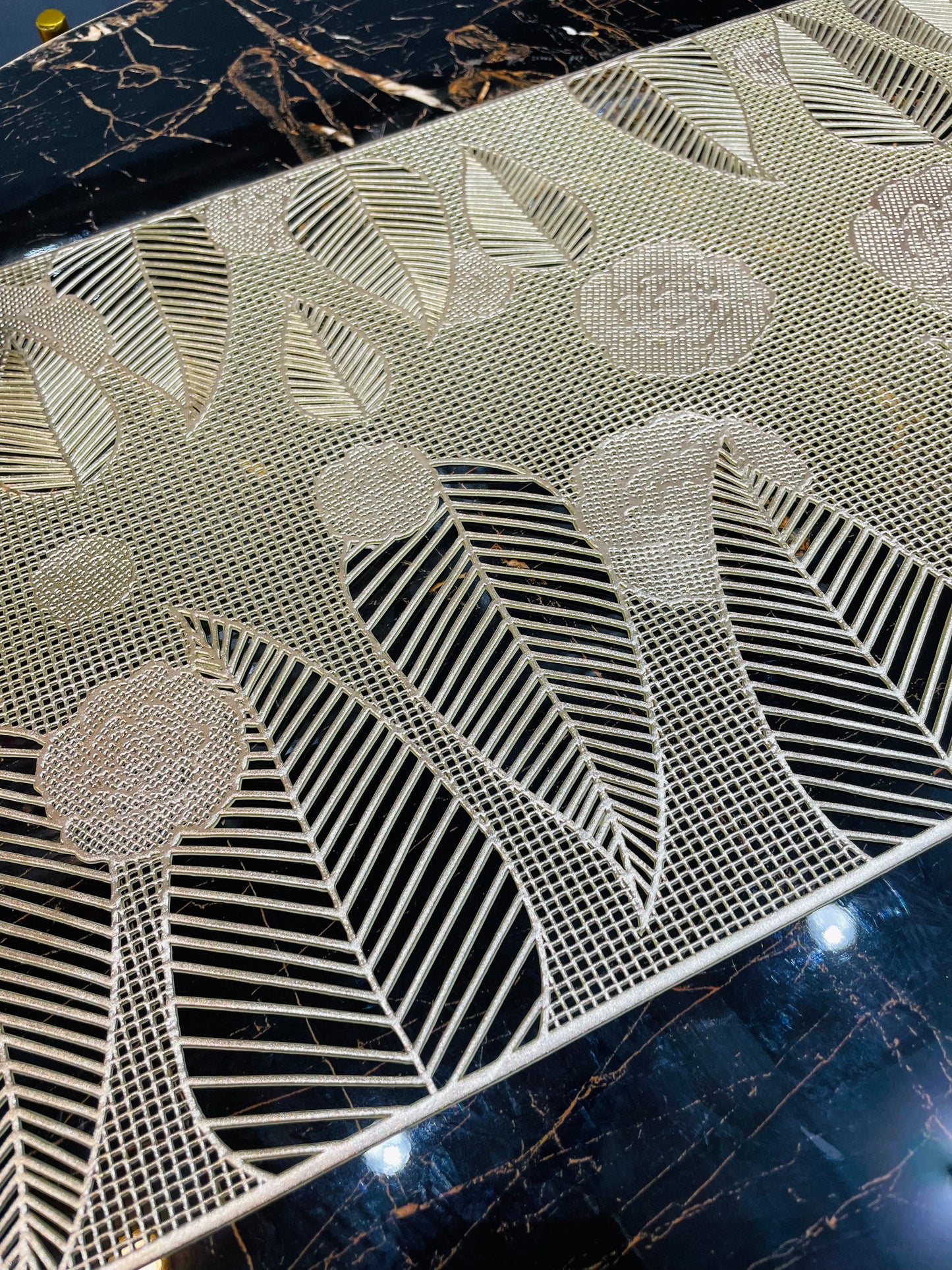 6pcs Plastic Table Mats