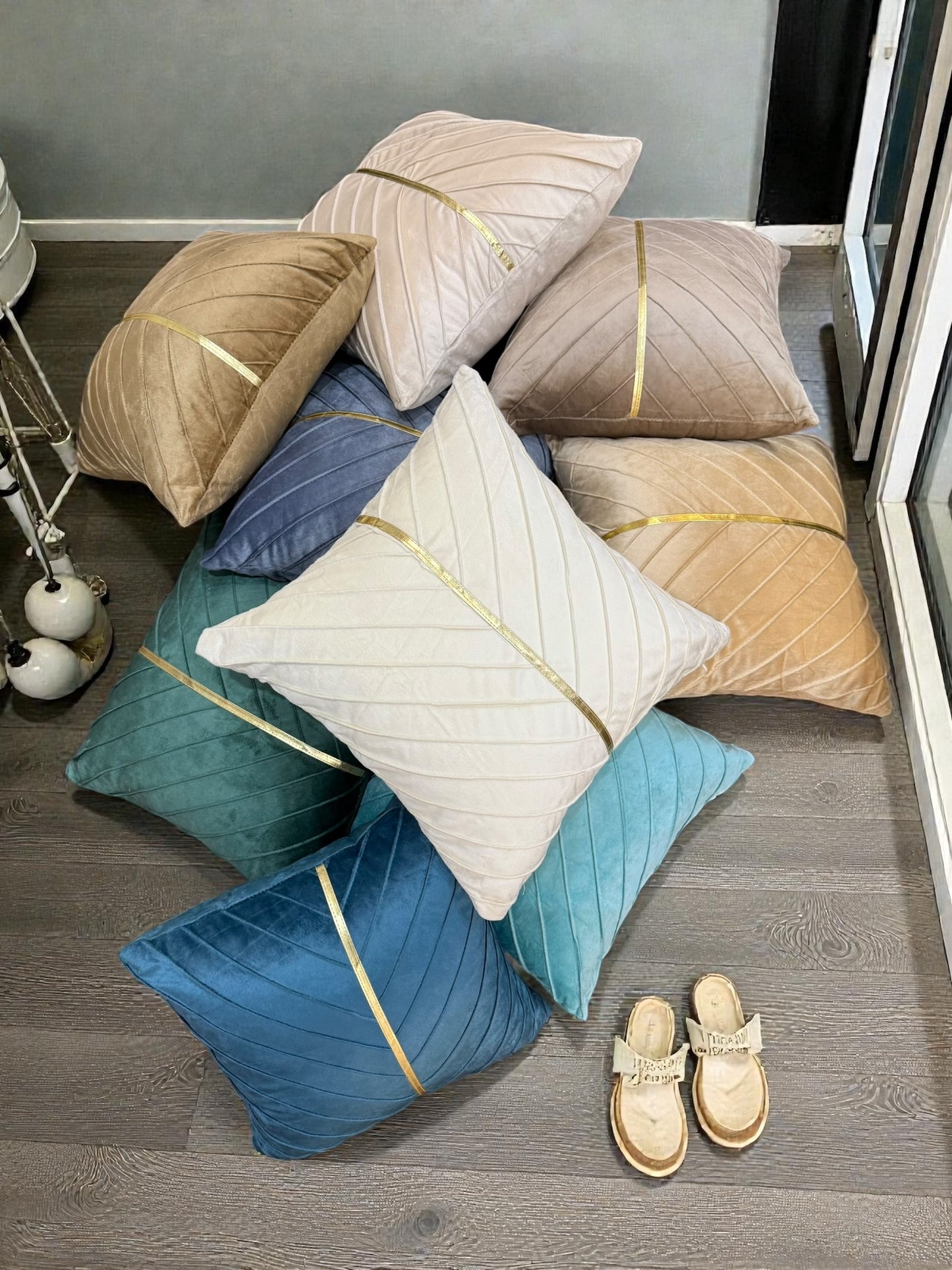 Velvet Mid Gold Patti China Cushion