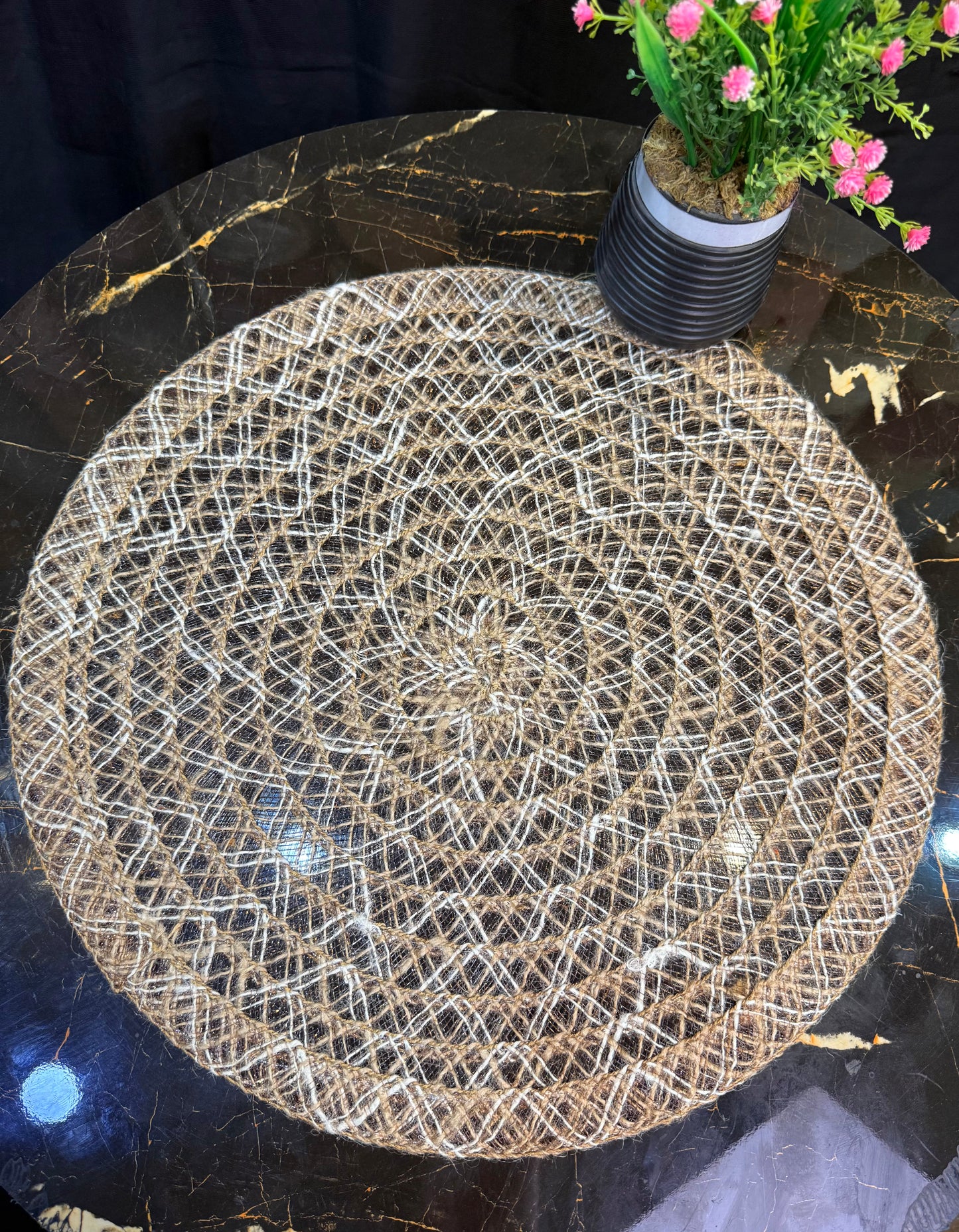 Round Multi Fine Plastic Table Mats 6pc Set