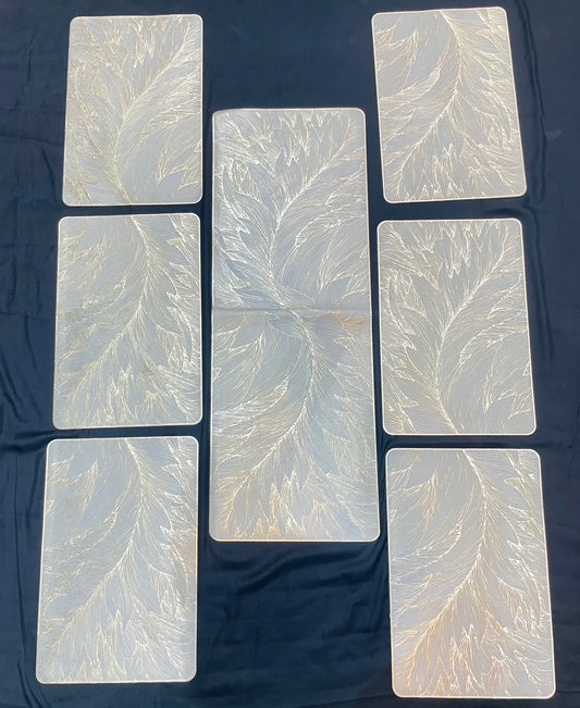 White Golden Plastic 7 PC SET ( 1 Runner & 6 Mats )