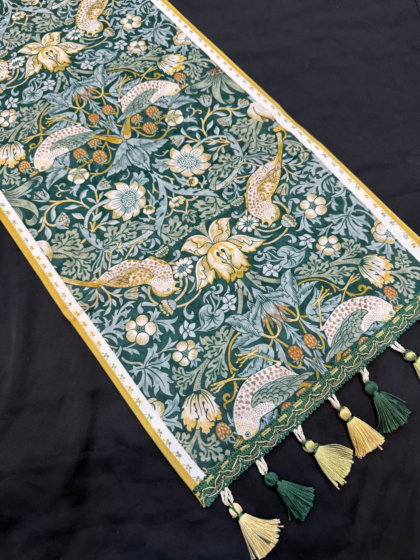 Velvet Printed Tussel Dining Table Runner