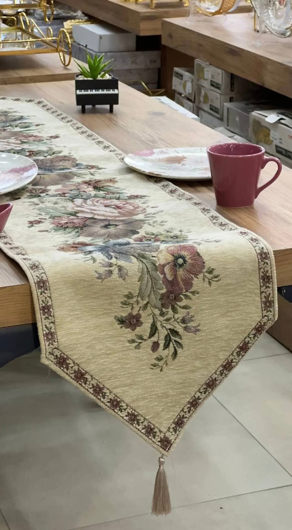 Shanghai Mid Flower China Dining Table Runner