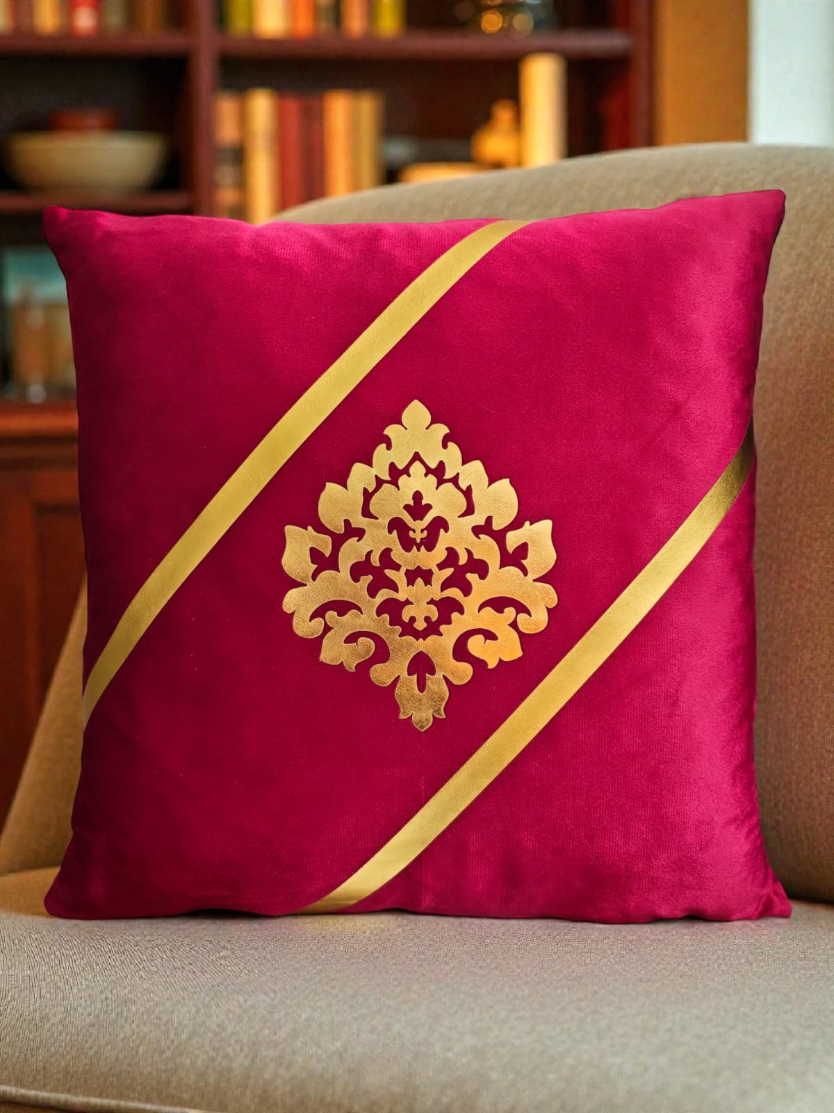 Single Motive Two Line Italian Velvet Cushion