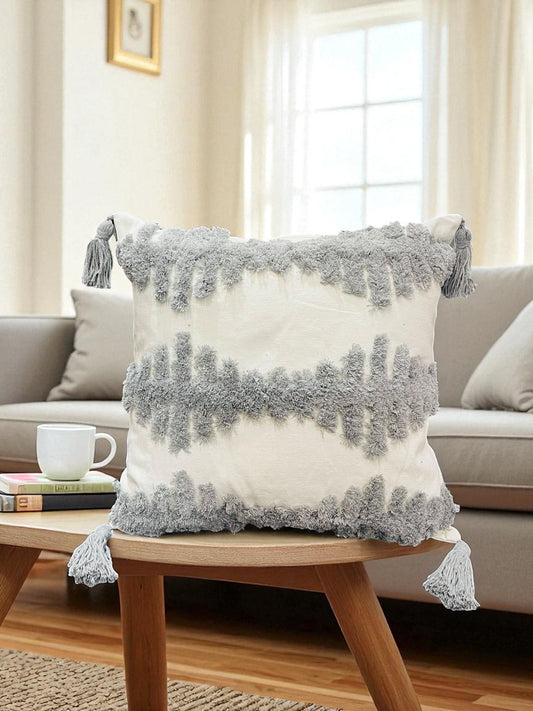 Big Tussel Multi Dori Cushion 18x18