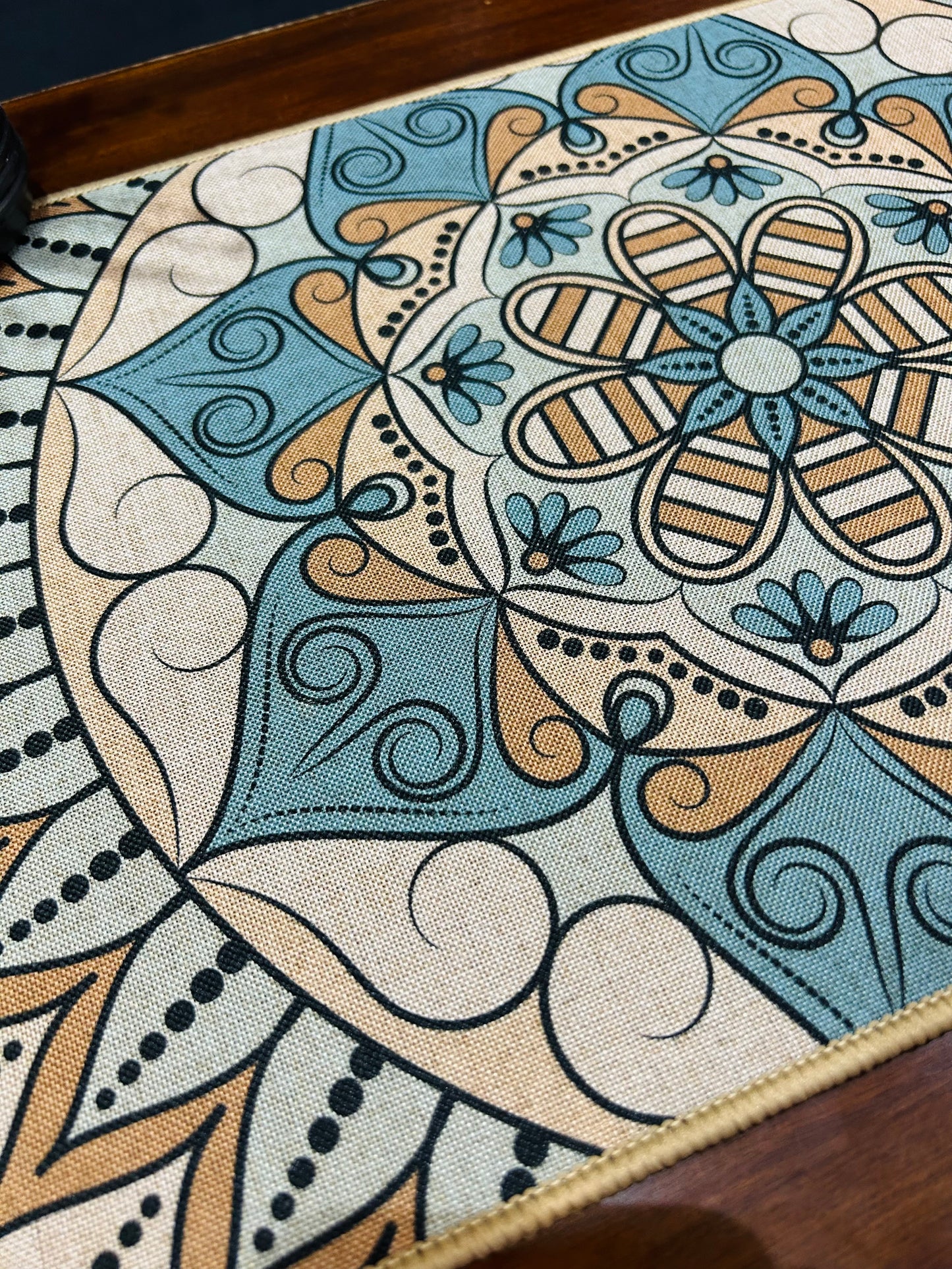 Multi Color Waterproof Plastic Table Mats