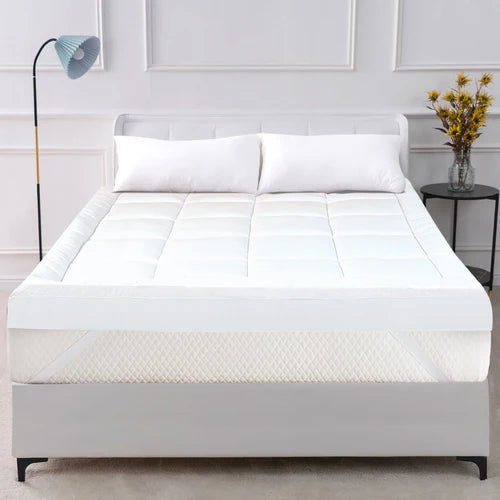Square Quilted Ultra Soft Mattress Topper (White)