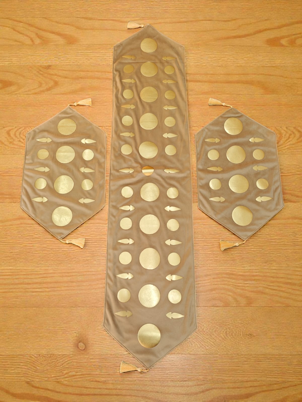 Velvet Motive Circles 3pc Set