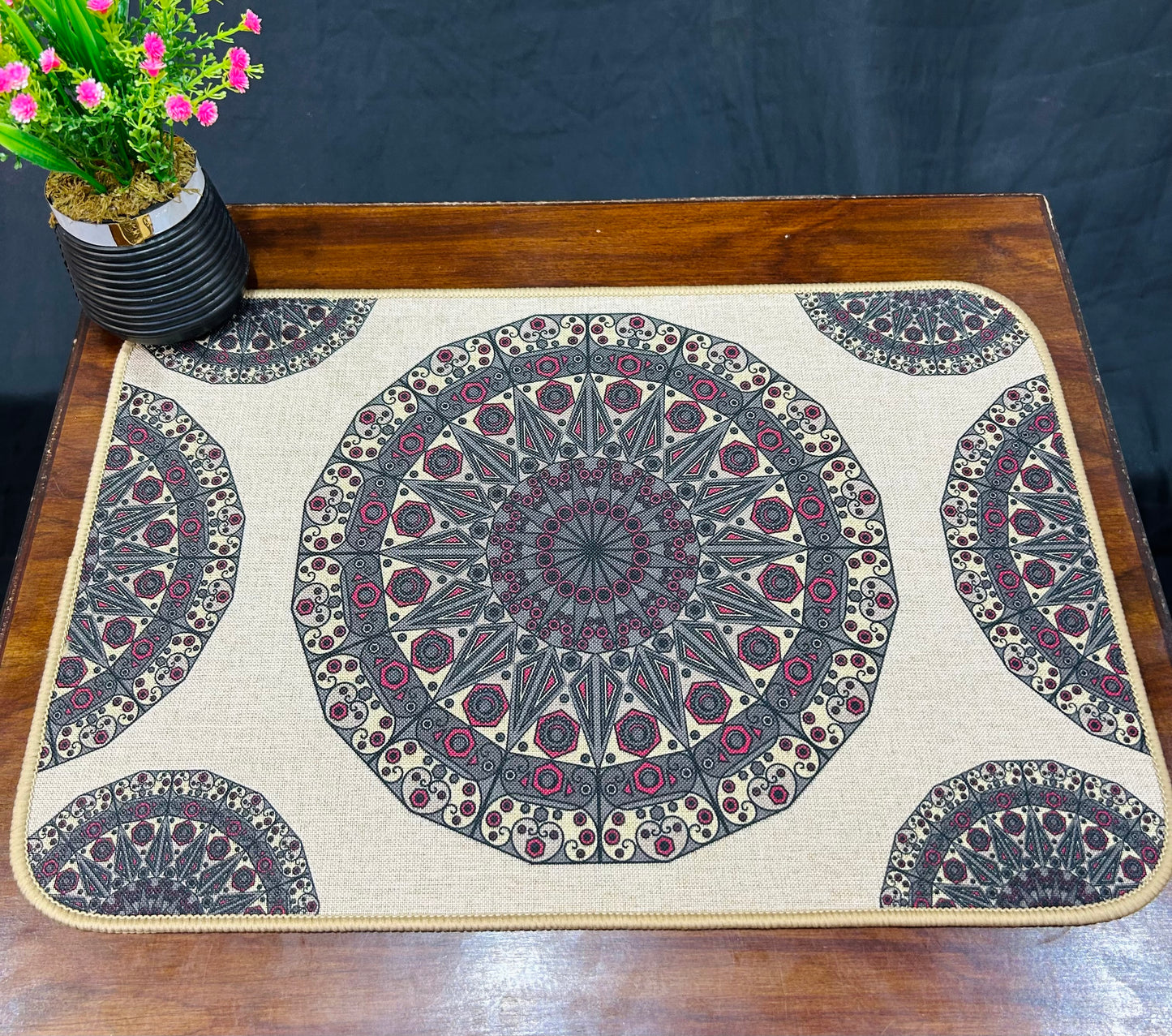 Multi Color Waterproof Plastic Table Mats