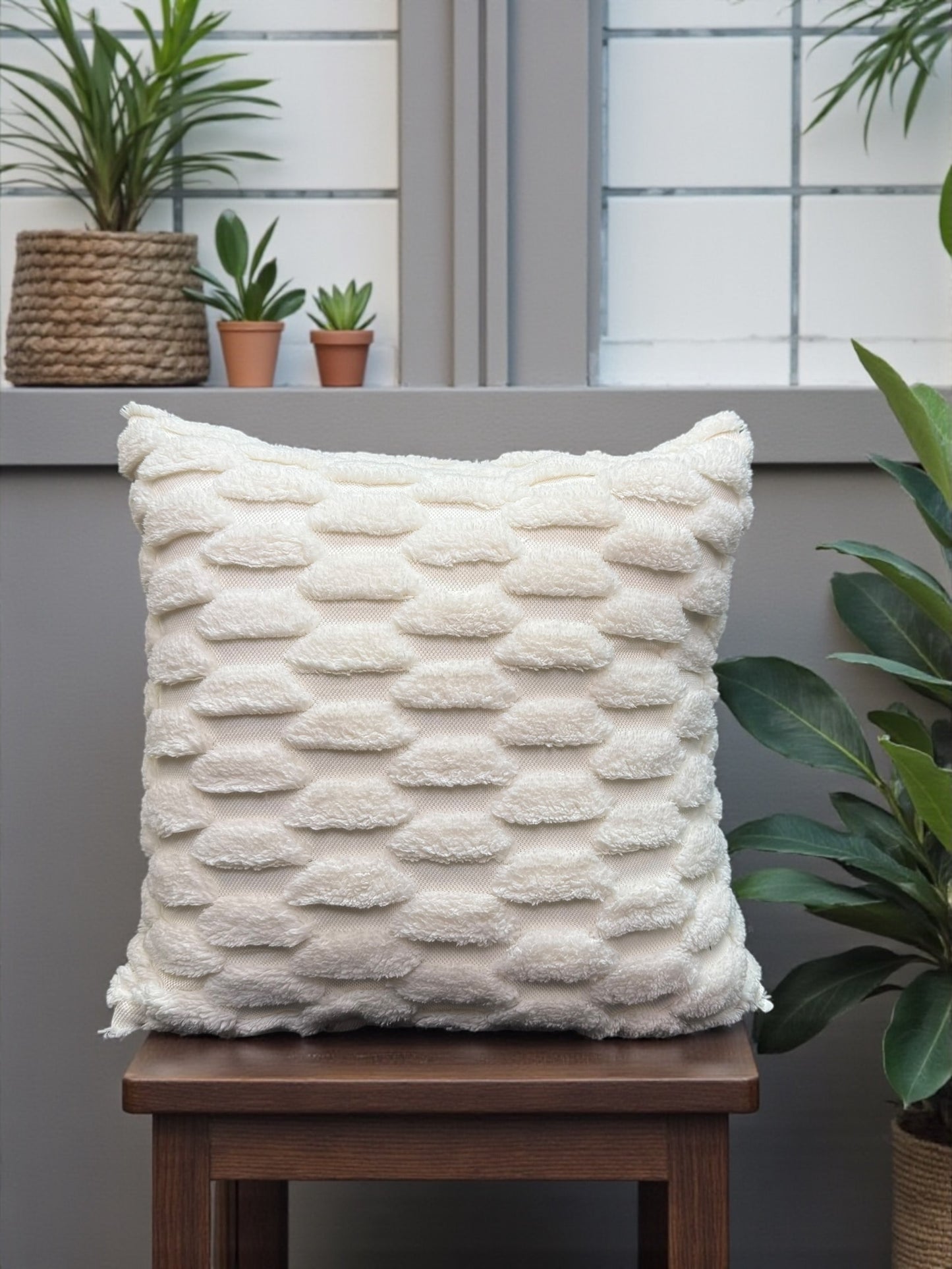 Fur A+ Box Cushion