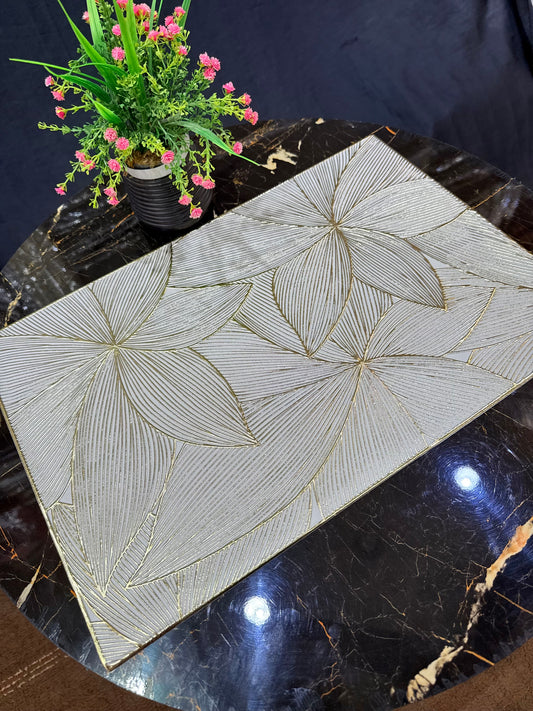 6pcs White & Golden Plastic Table Mats