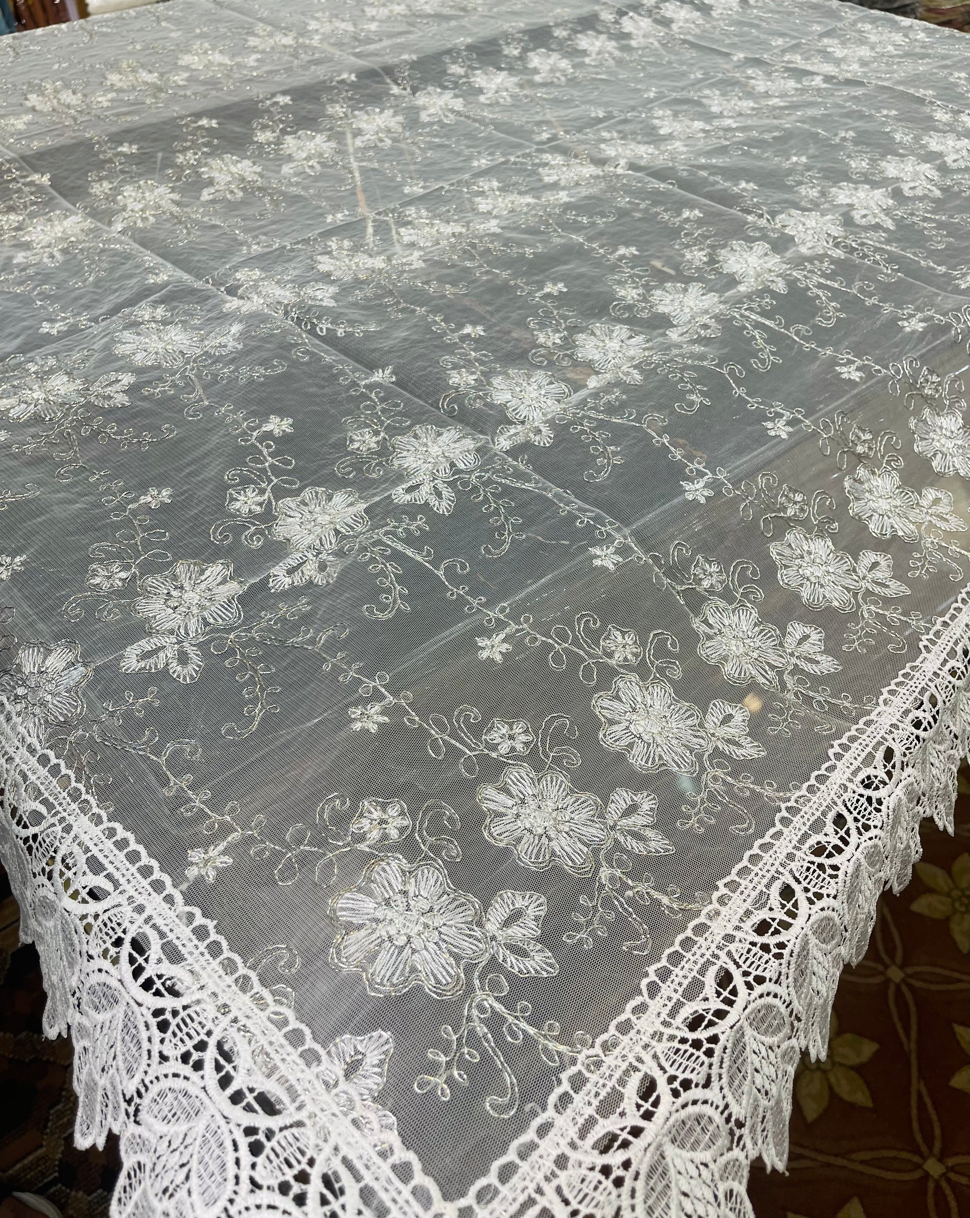 6 CHAIR , Fancy Tilla Dining Table Sheet Ali Bedding Store