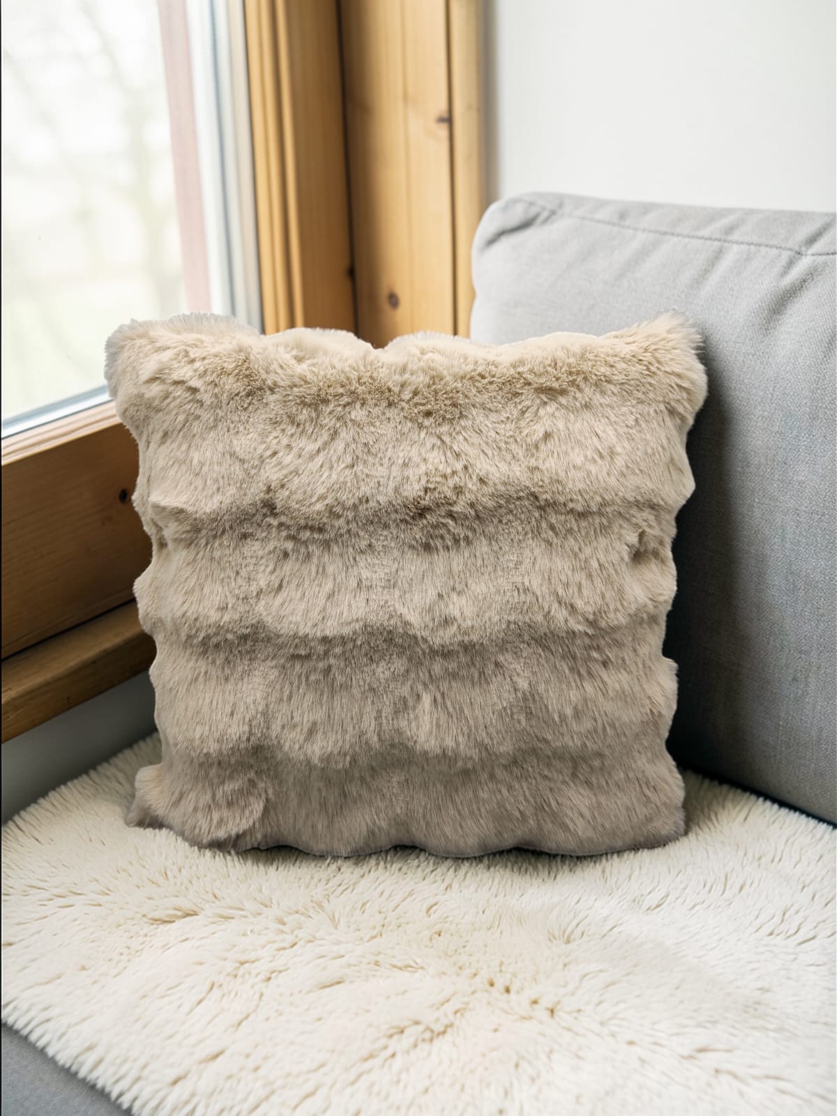Extra Soft Fur Bhaari Cushion