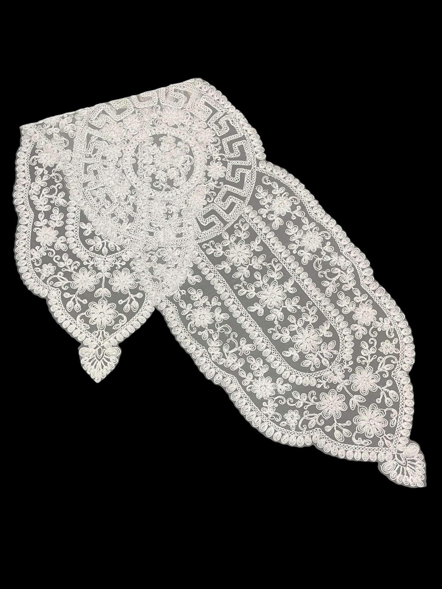 Net Fancy Table Runner (White)
