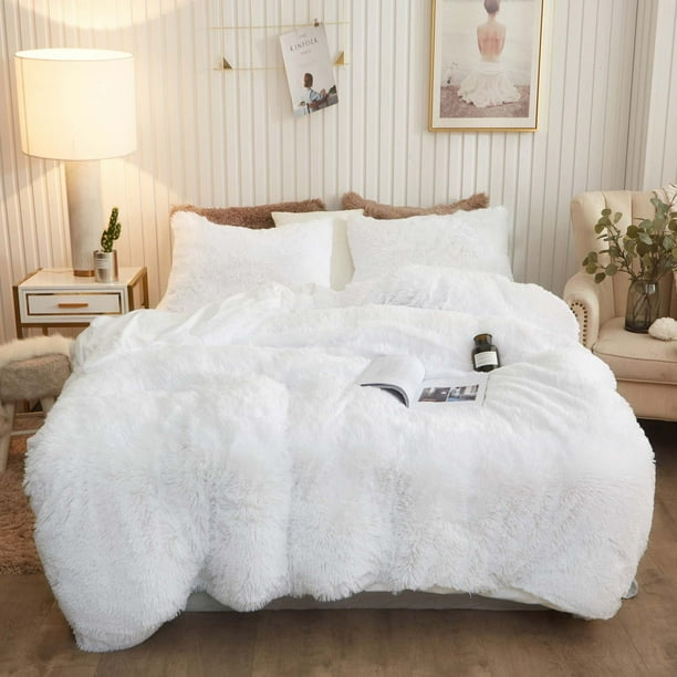 Complete 4pc Shaggy Soft Faux Fur Set ( White )