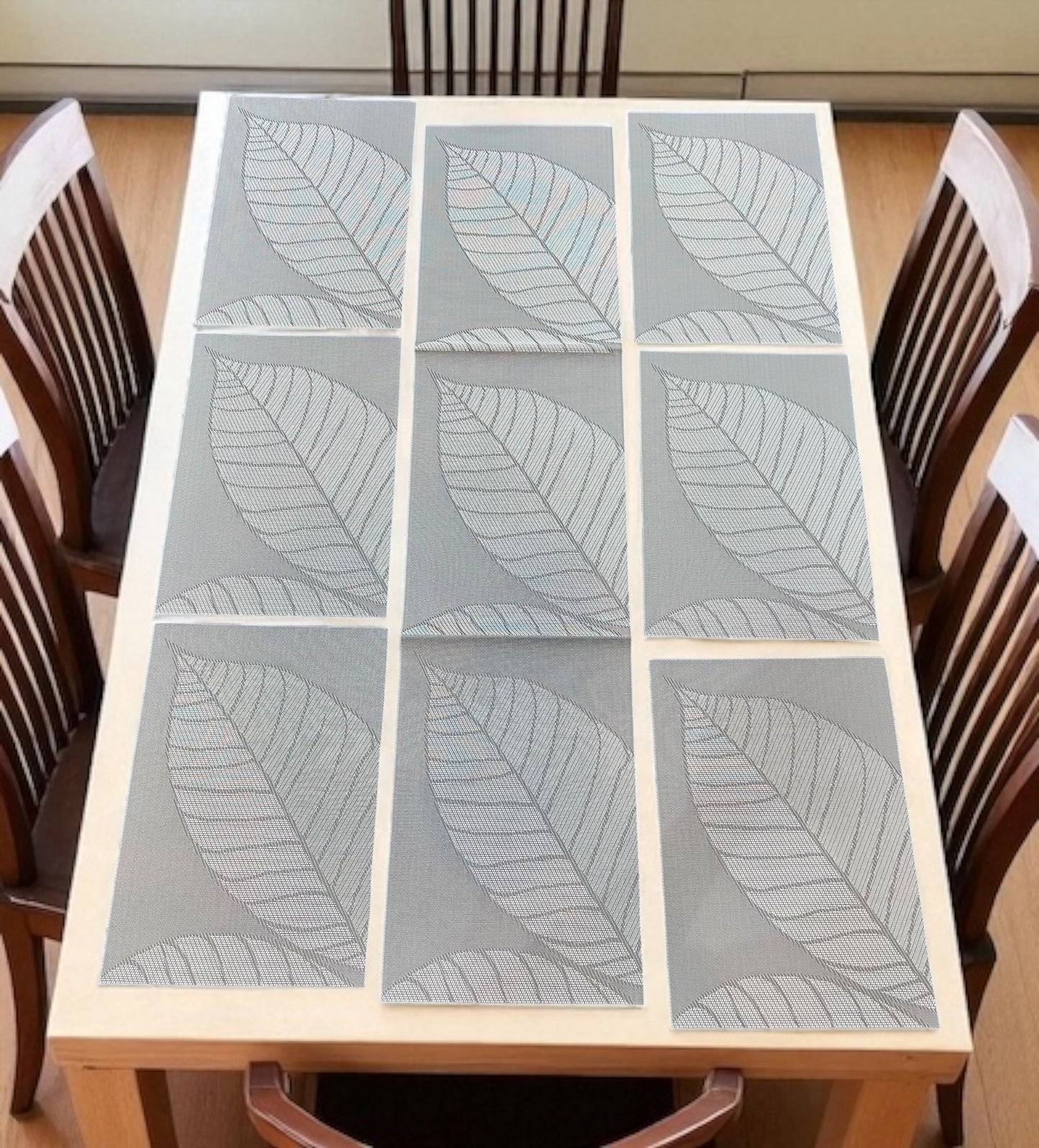 Chatai Plastic 7 PC SET ( 1 Runner & 6 Mats )