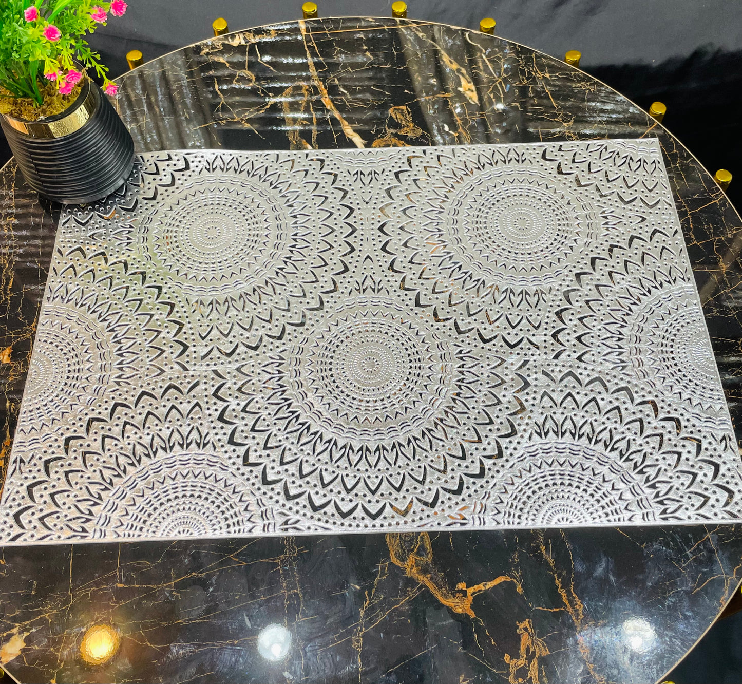 6pcs Plastic Table Mats