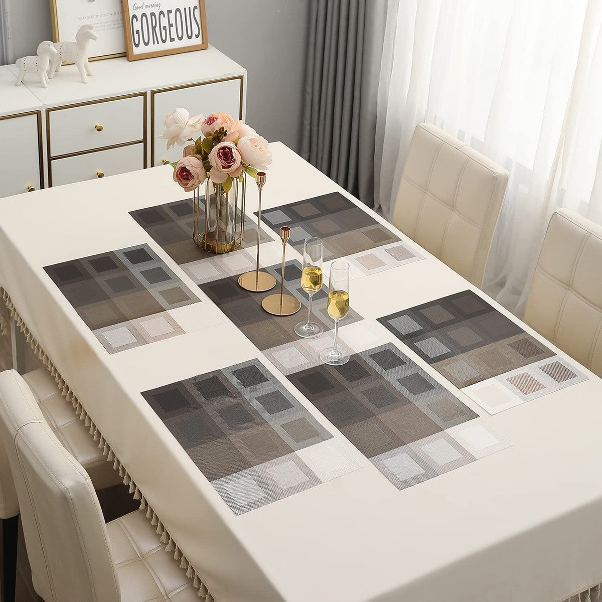Chatai Plastic 7 PC SET ( 1 Runner & 6 Mats )