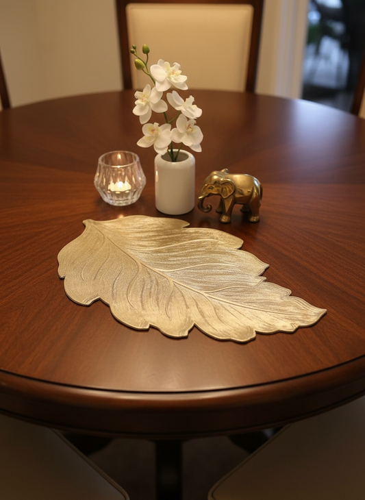 6pcs White & Golden Plastic Table Mats