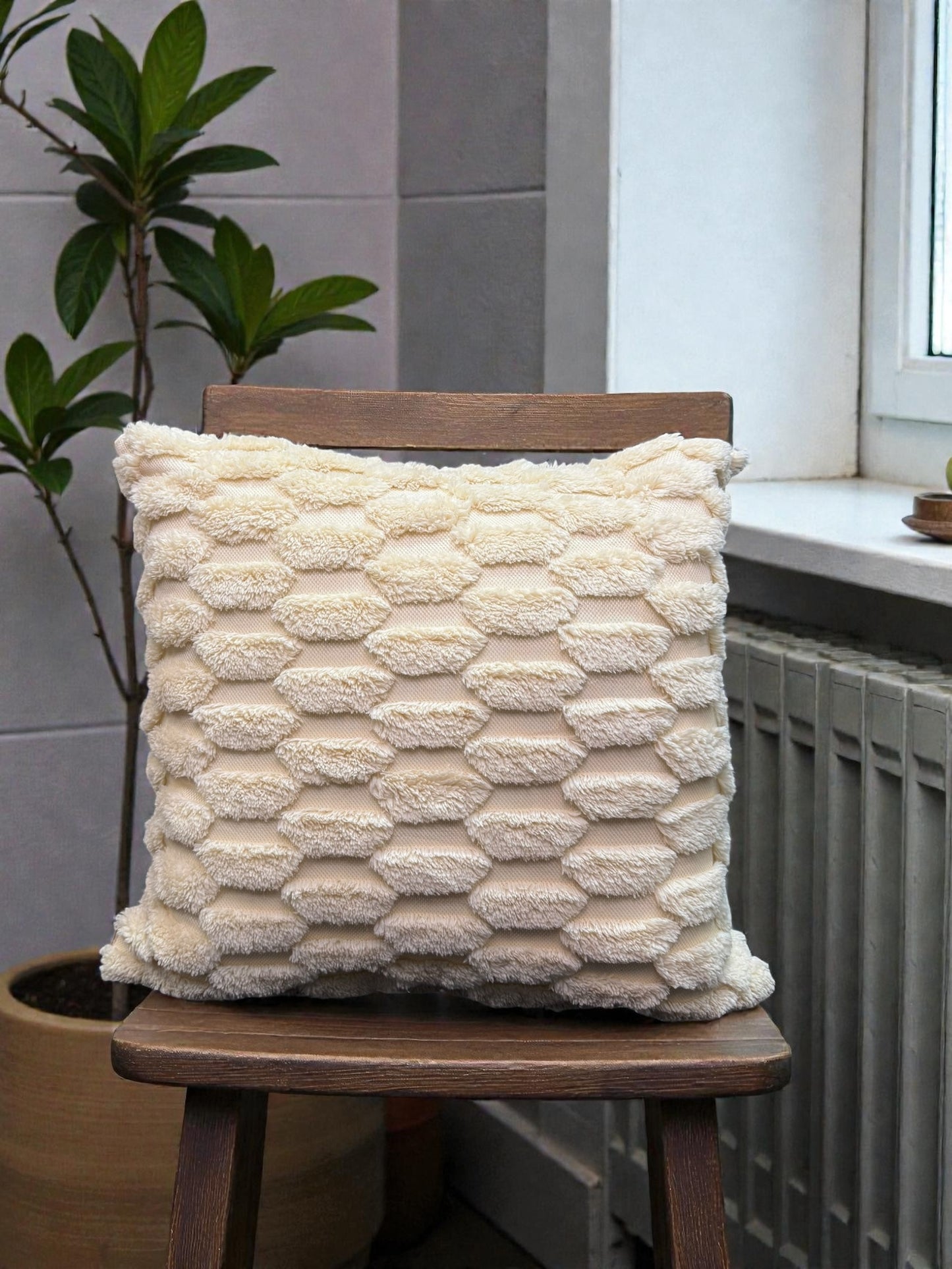 Fur A+ Box Cushion