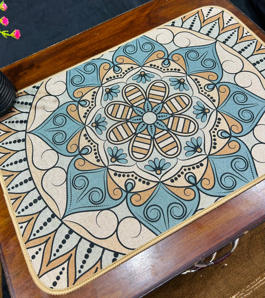 Multi Color Waterproof Plastic Table Mats