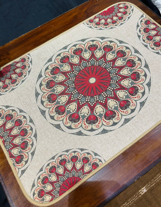 Multi Color Waterproof Plastic Table Mats