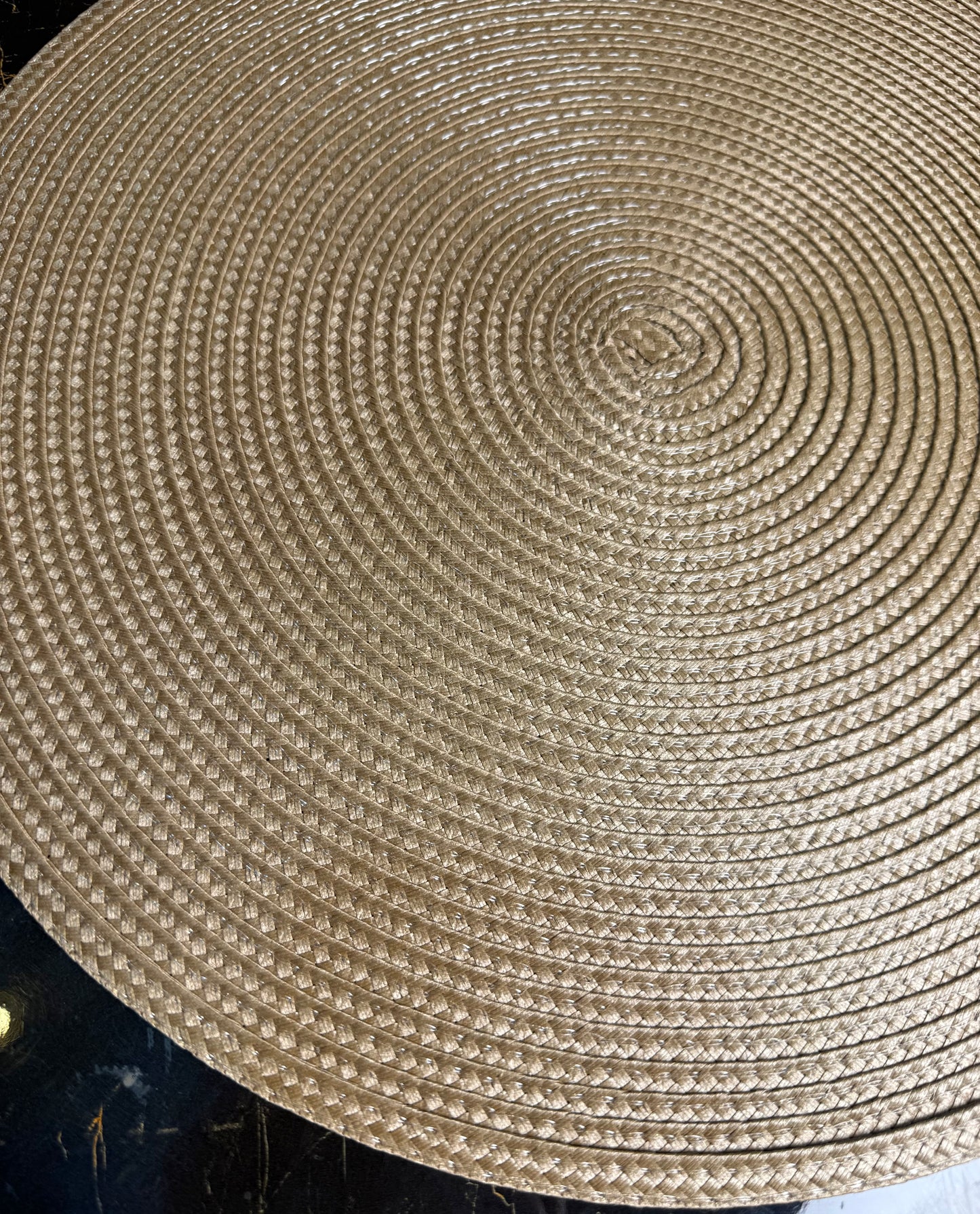 Round Plain Plastic Table Mats 6pc Set