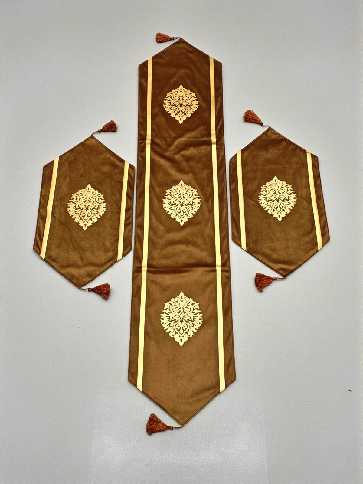 Velvet Motive 3pc Set
