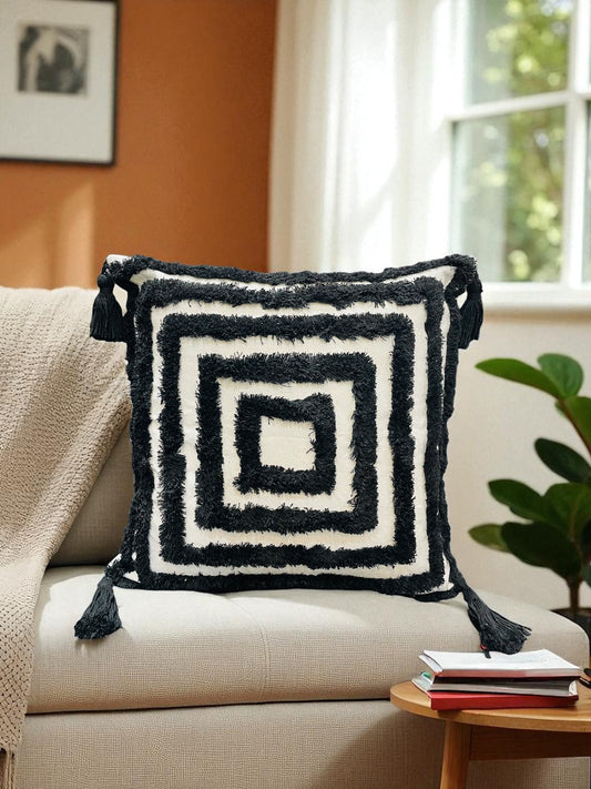 Big Tussel Multi Dori Cushion 18x18