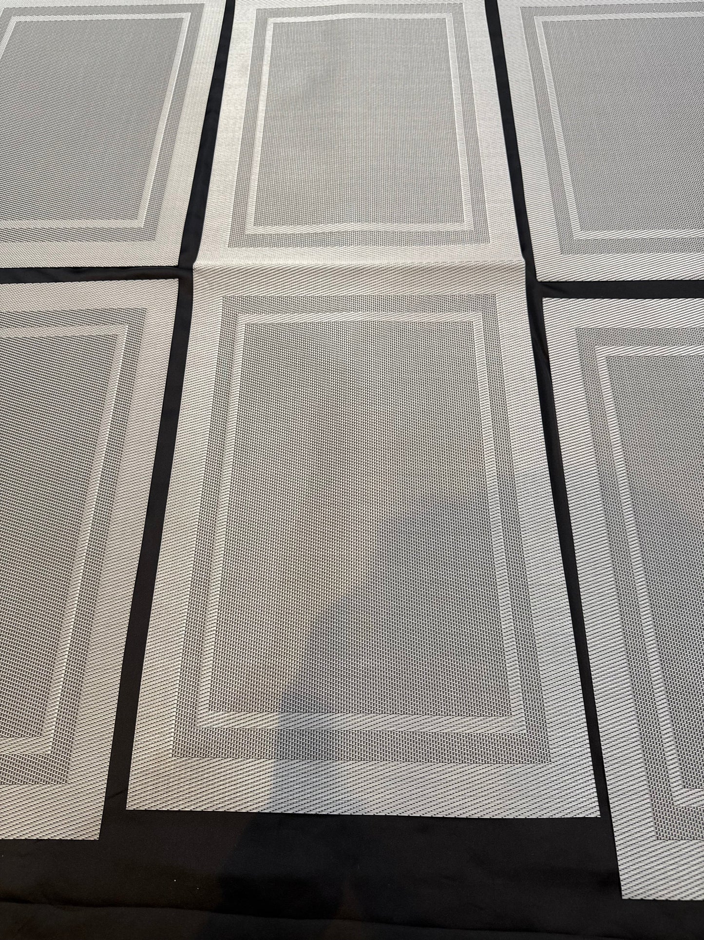 Chatai Plastic 7 PC SET ( 1 Runner & 6 Mats )
