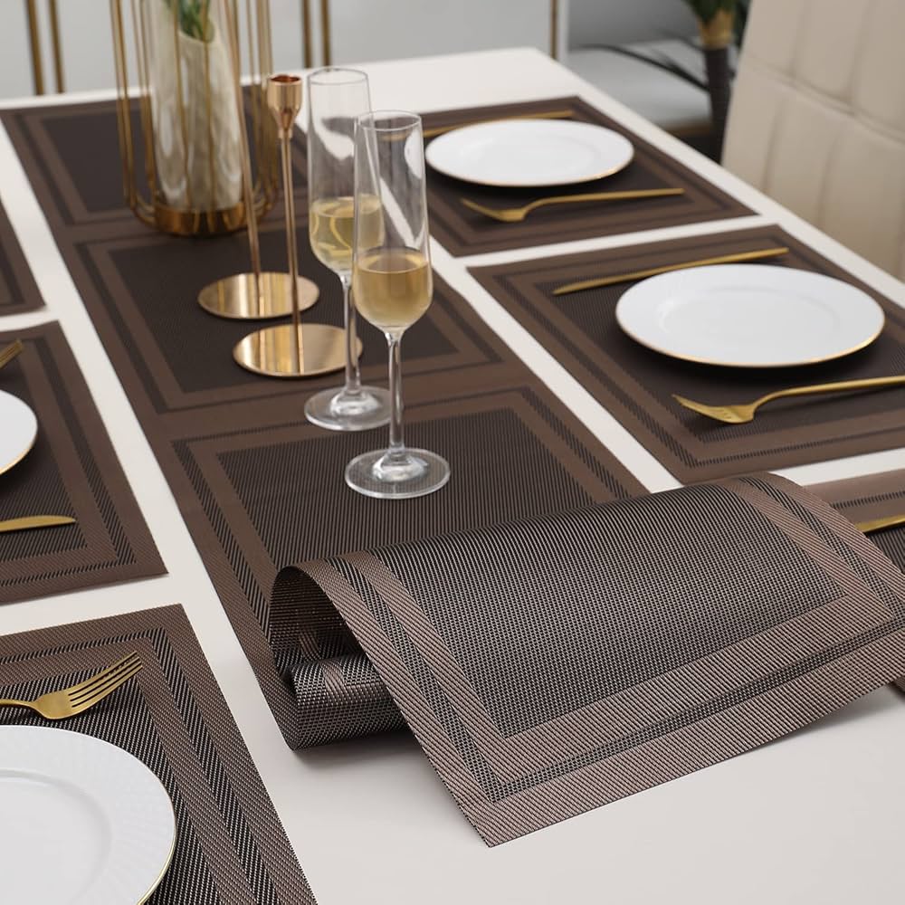Chatai Plastic 7 PC SET ( 1 Runner & 6 Mats )