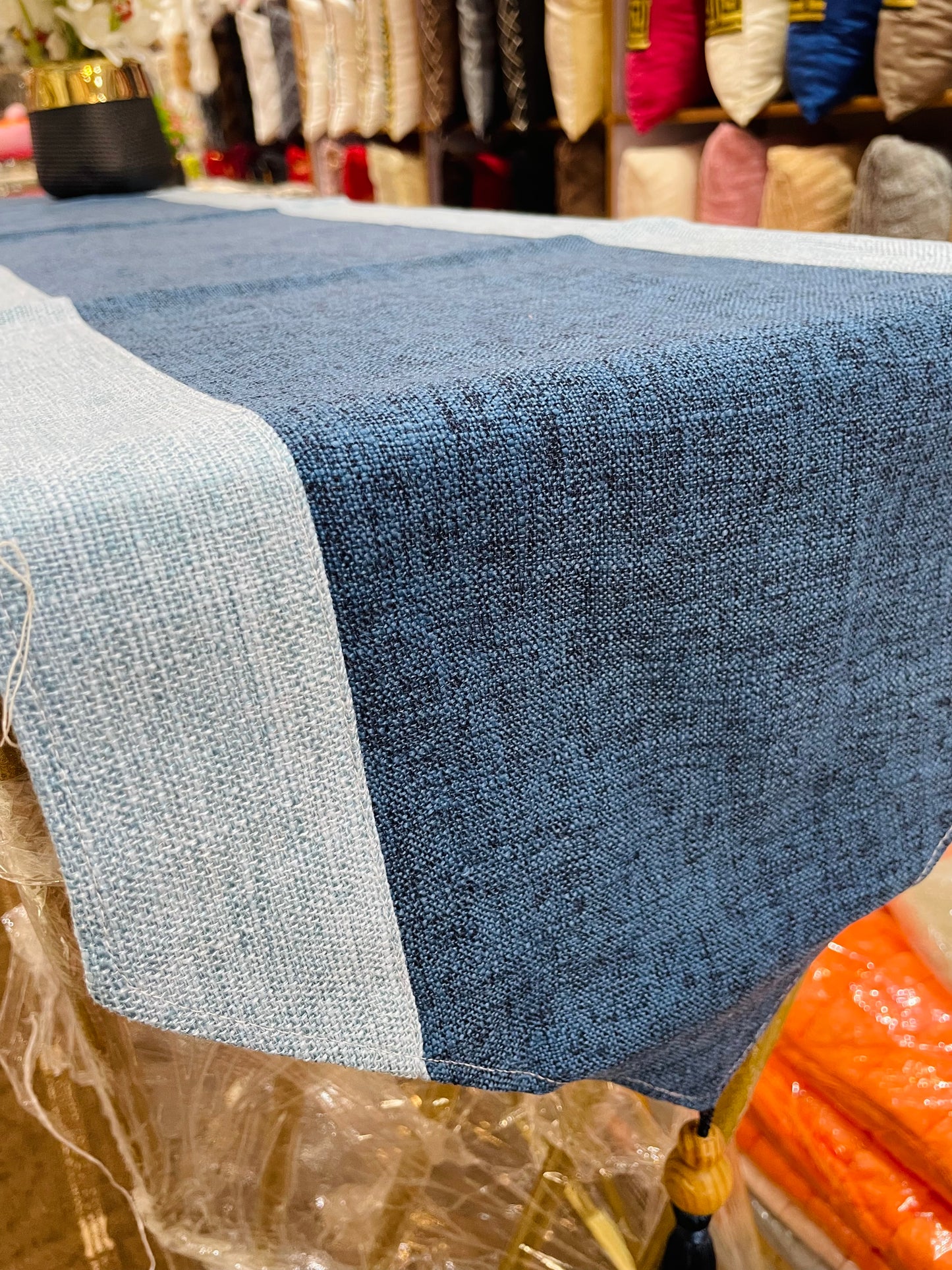 Velvet Jacquard Dining Table Runner