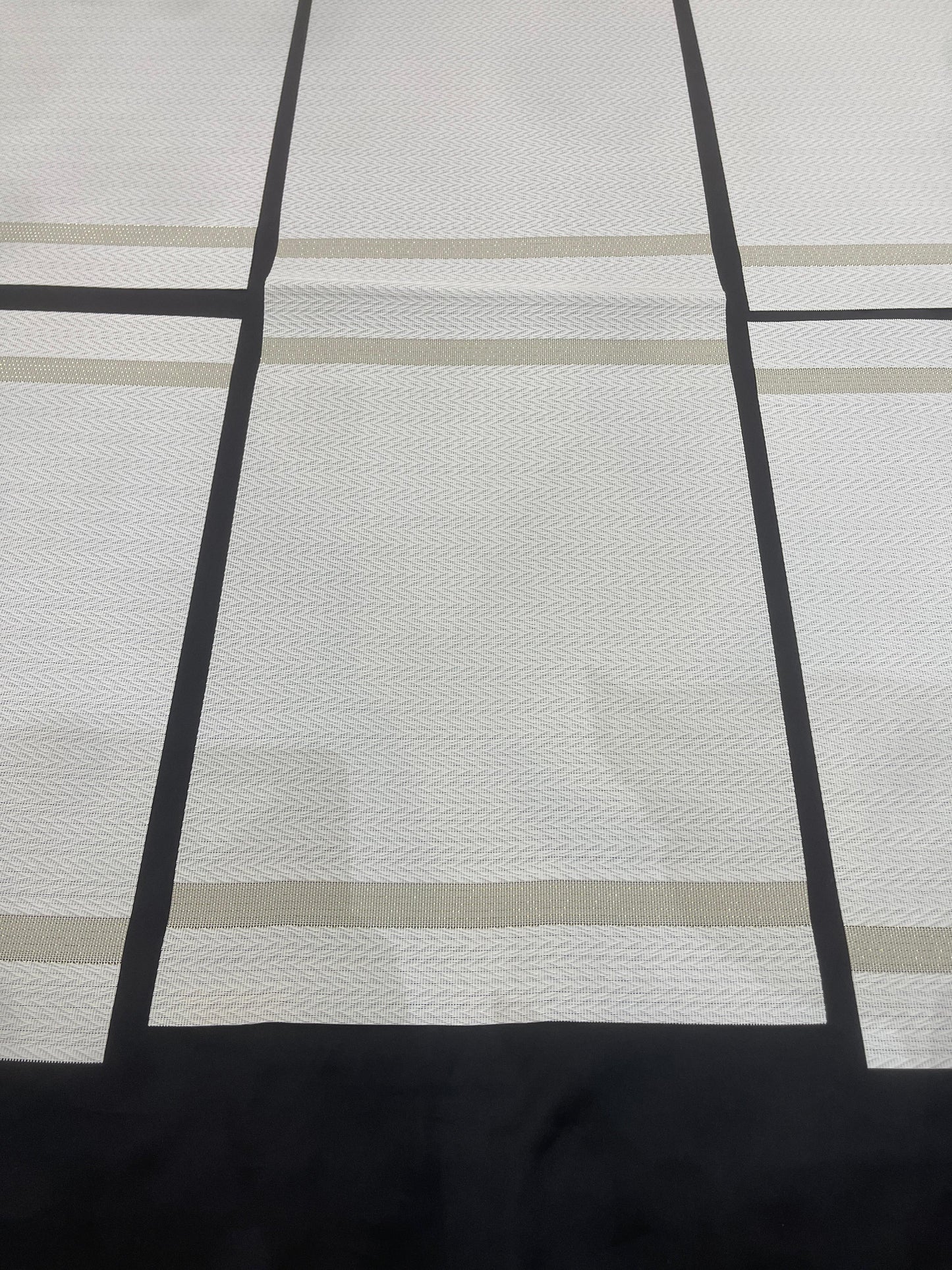 Chatai Plastic 7 PC SET ( 1 Runner & 6 Mats )
