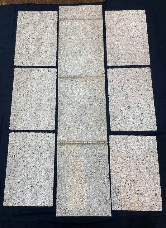 Golden Plastic 7 PC SET ( 1 Runner & 6 Mats )