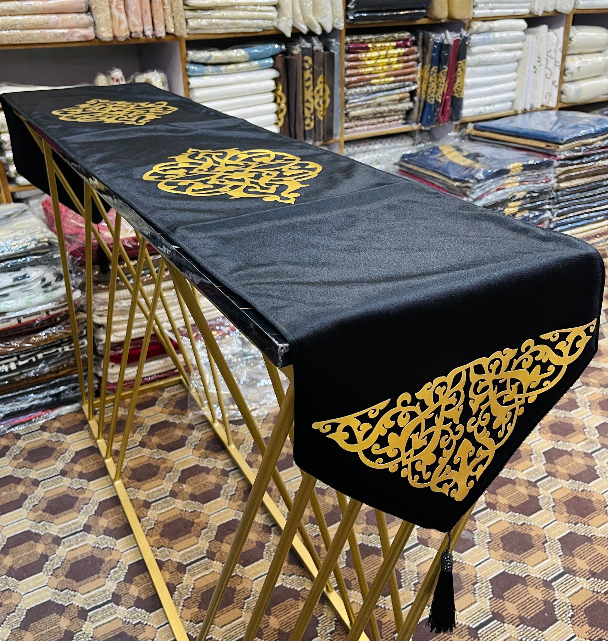 Velvet Motive Table Runner ( Black ) Ali Bedding Store