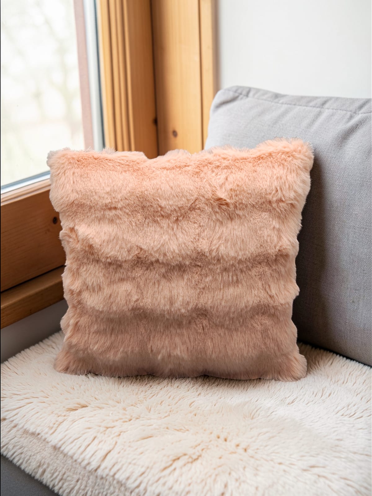 Extra Soft Fur Bhaari Single Sided Cushion