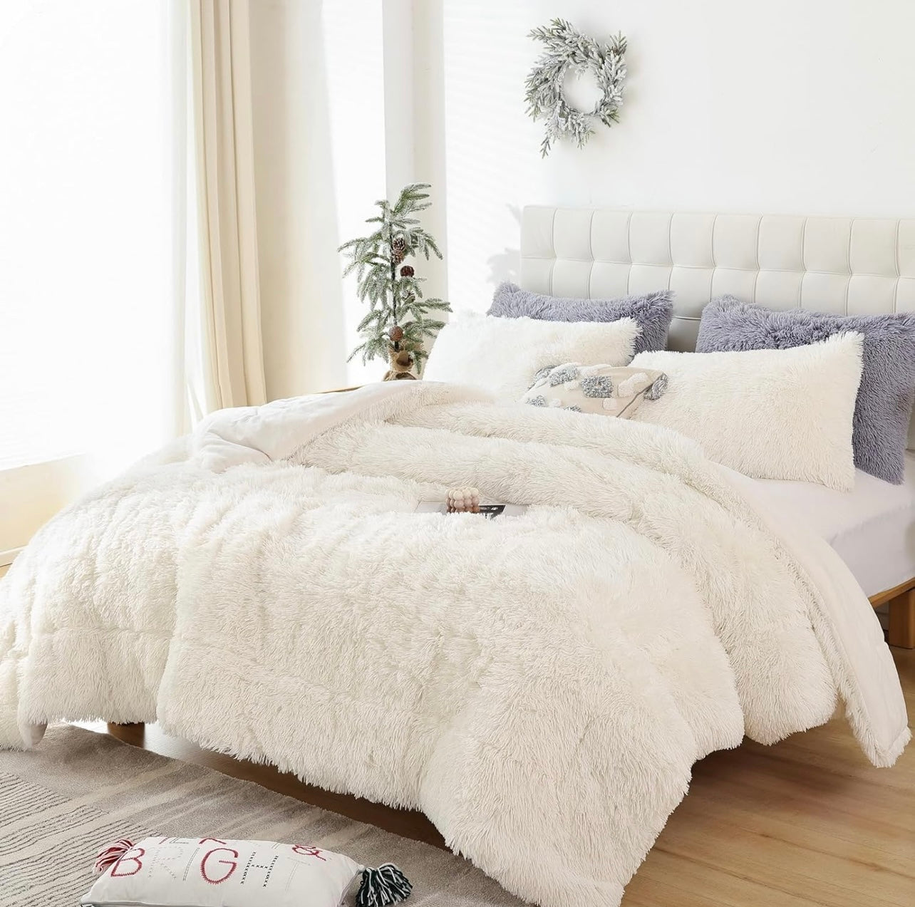 Shaggy 1 pc Soft Faux Fur Filled Quilt / Razai ( Off-White ) King Size