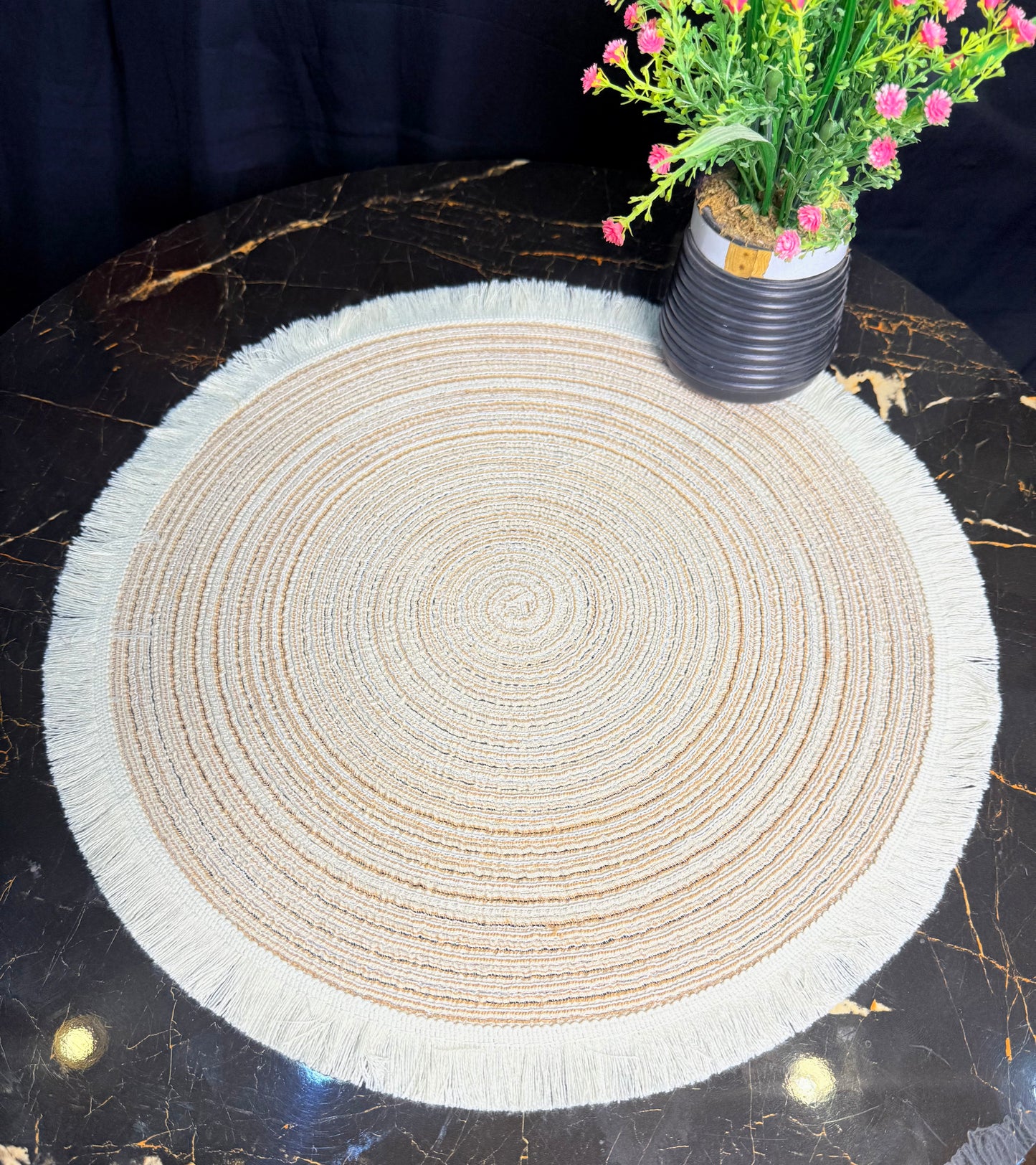 Round Tussel Fine Plastic Table Mats 6pc Set