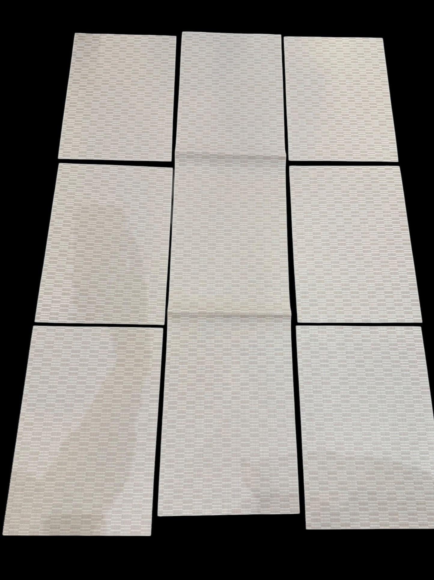 Chatai Plastic 7 PC SET ( 1 Runner & 6 Mats )