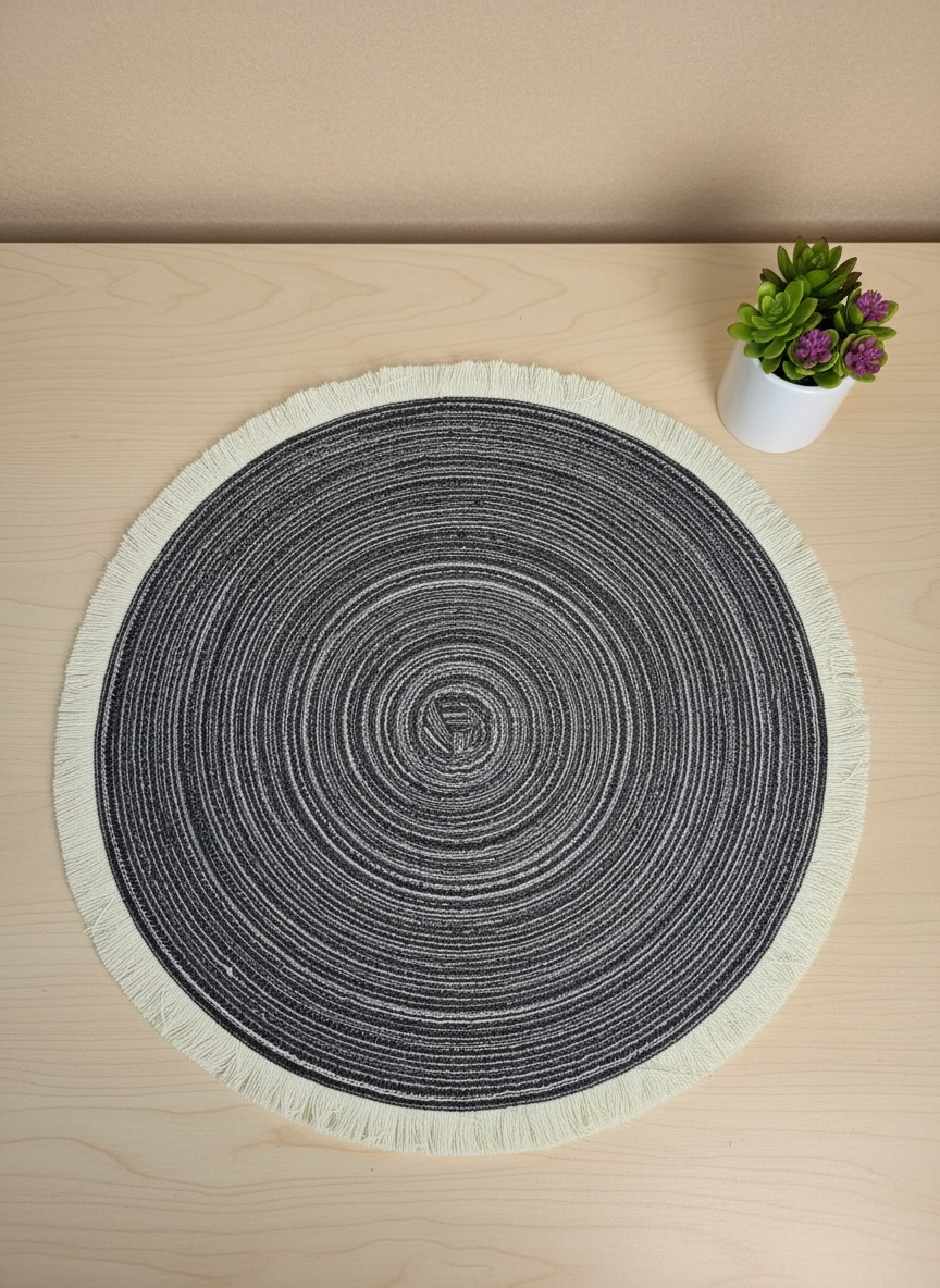 Round Tussel Fine Plastic Table Mats 6pc Set