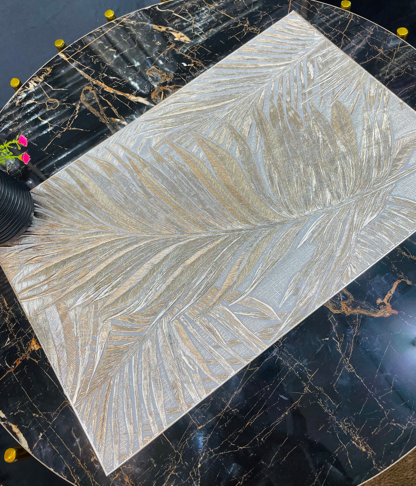 6pcs White & Golden Plastic Table Mats