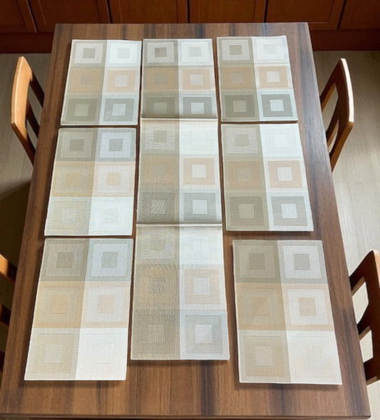 Chatai Plastic 7 PC SET ( 1 Runner & 6 Mats )