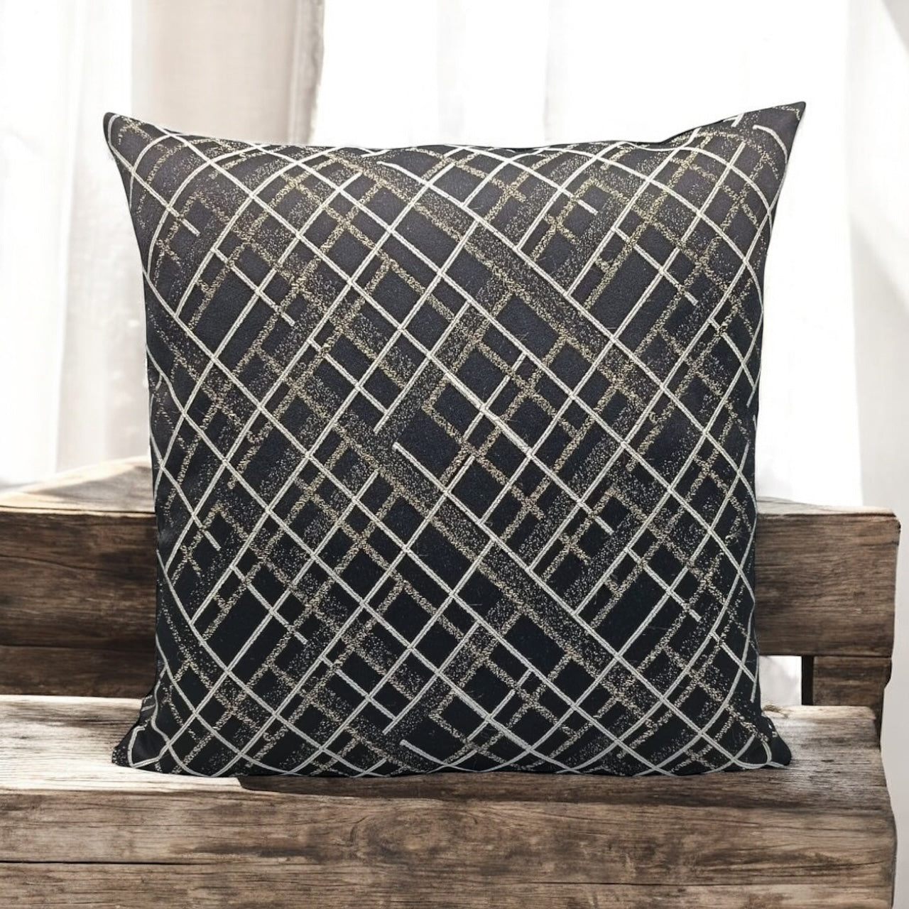 Shanghai Velvet Cushion
